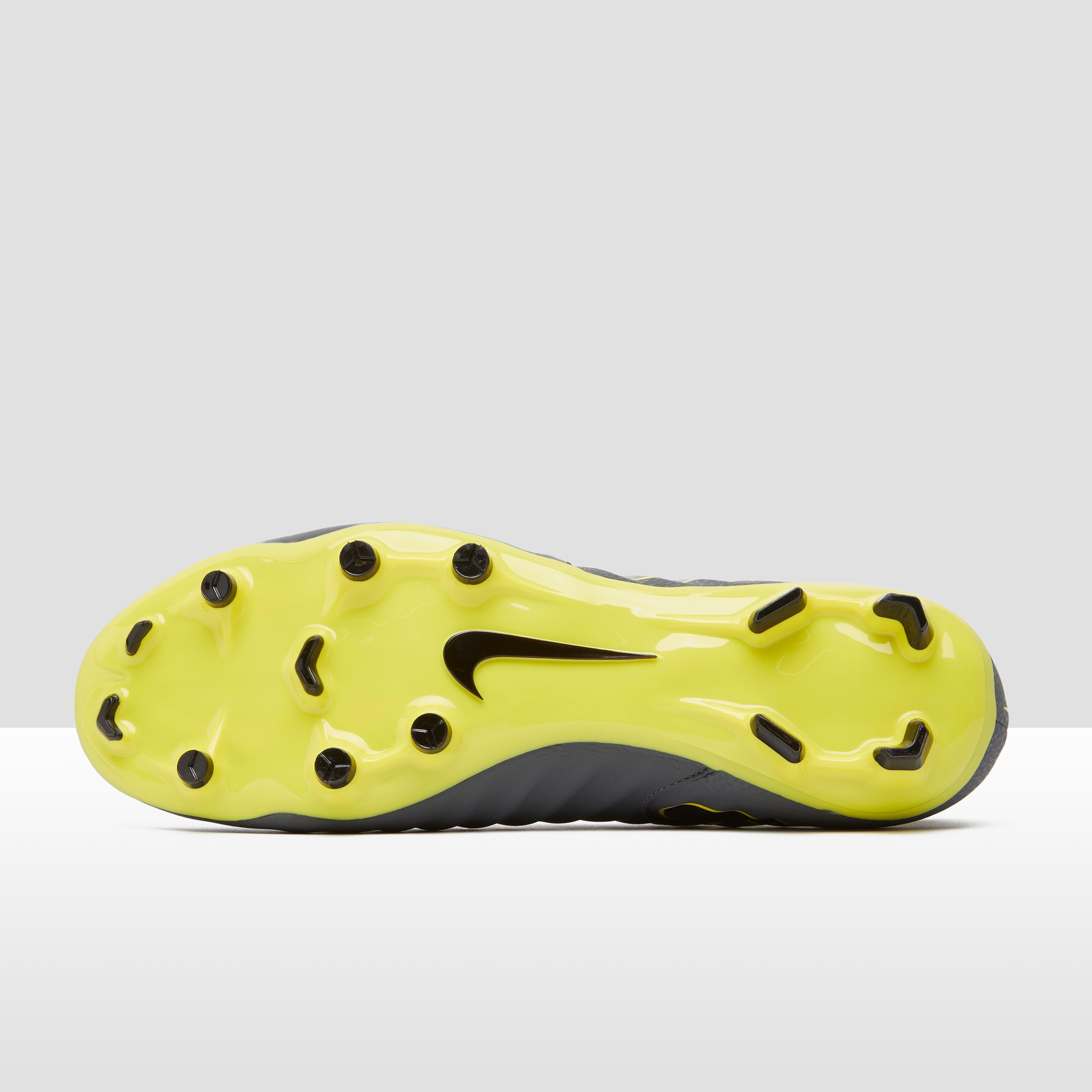 nike tiempo legend club childrens astro turf trainers