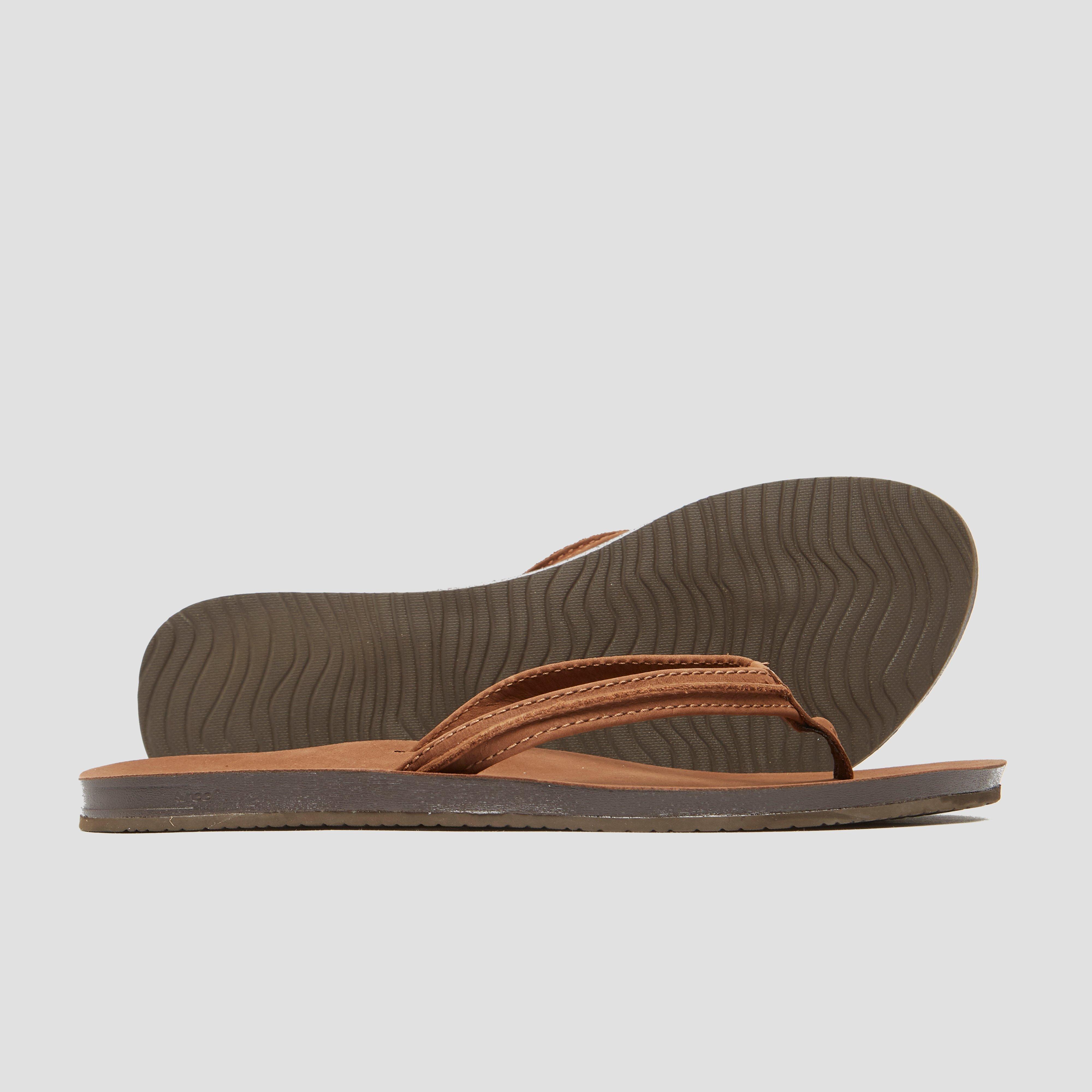 reef cushion bounce swing