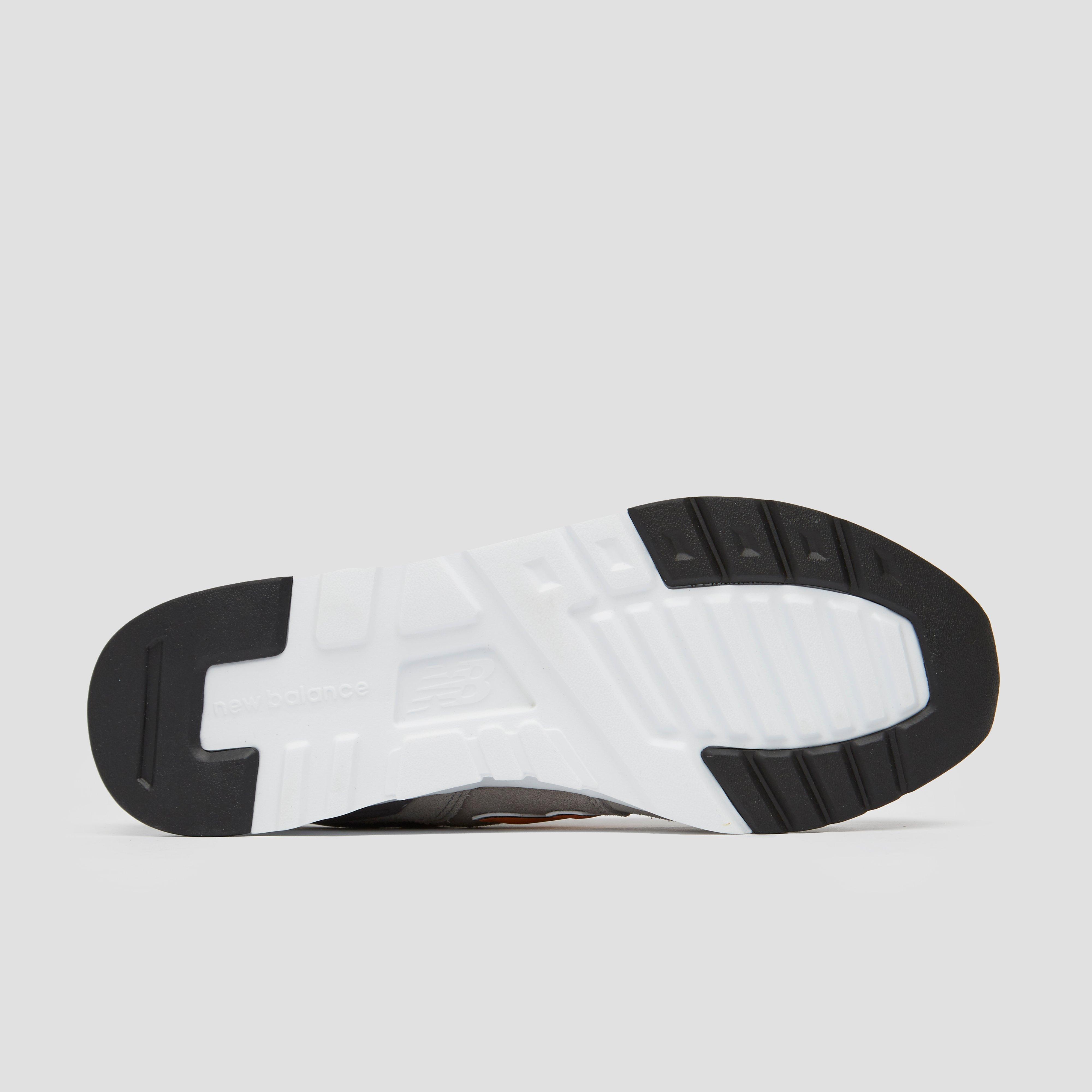 perry sport new balance