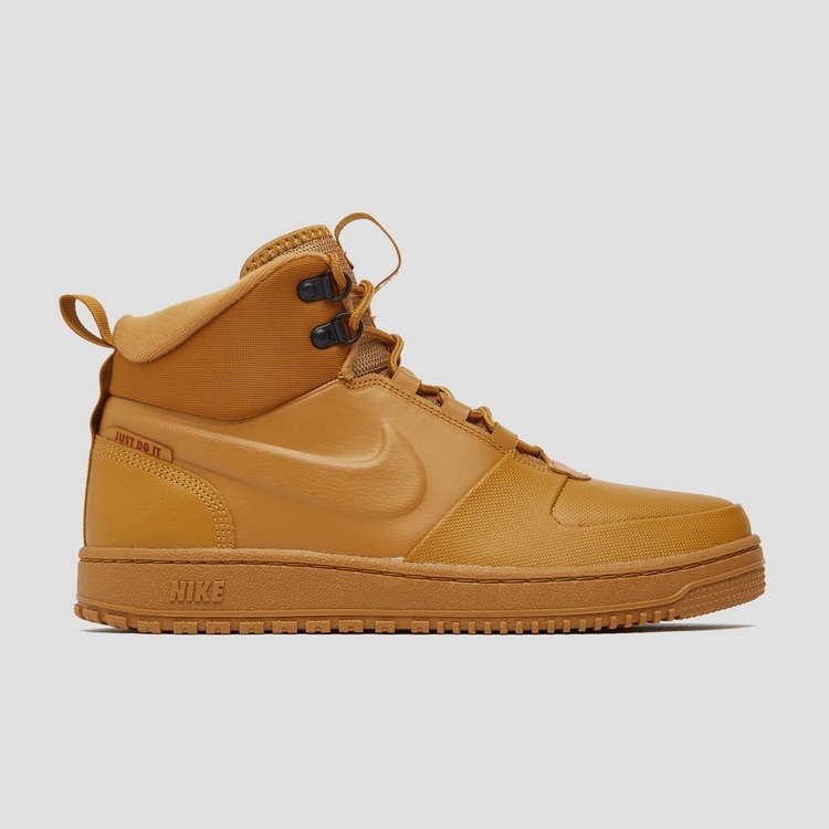 nike path winter tan