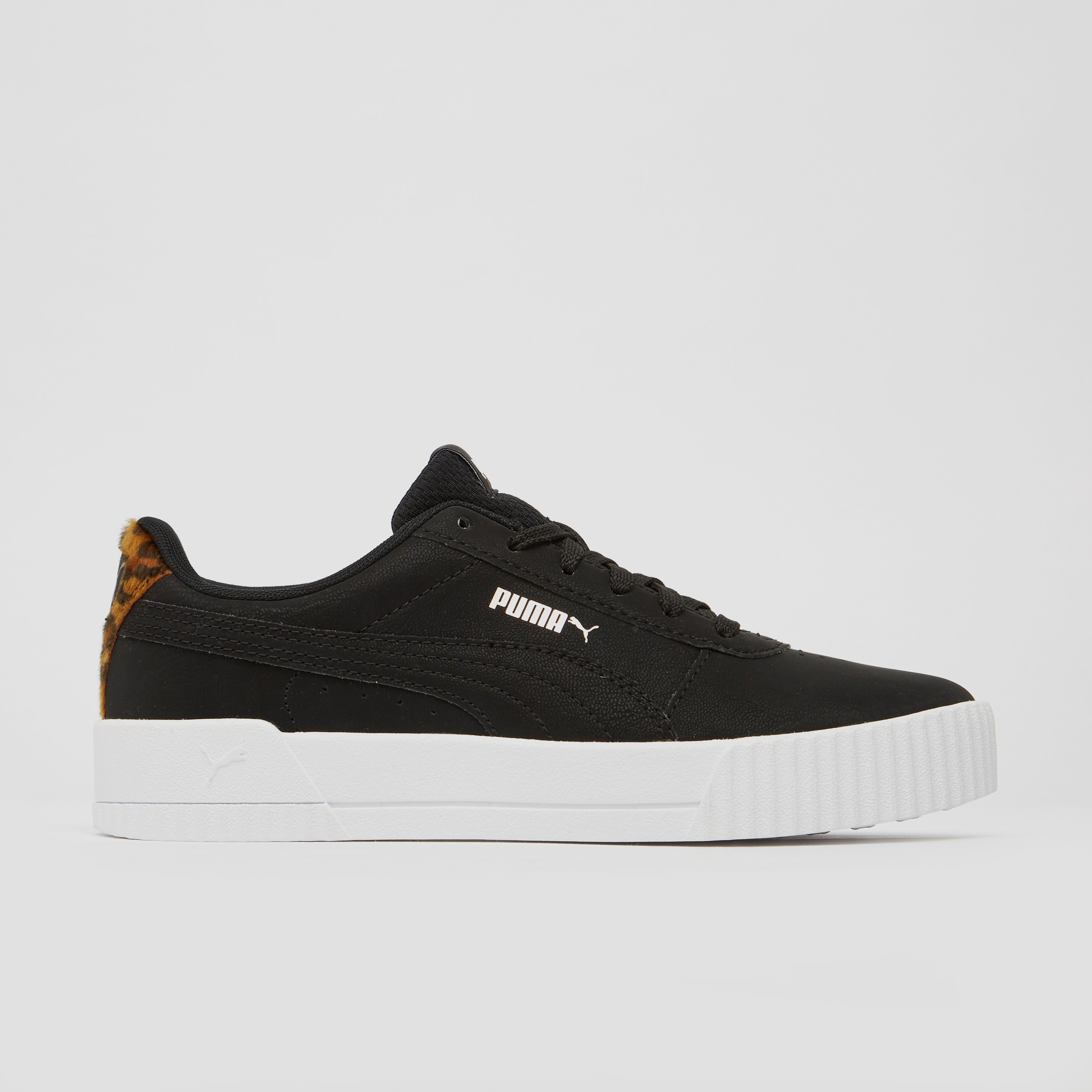 carina leo women's trainers