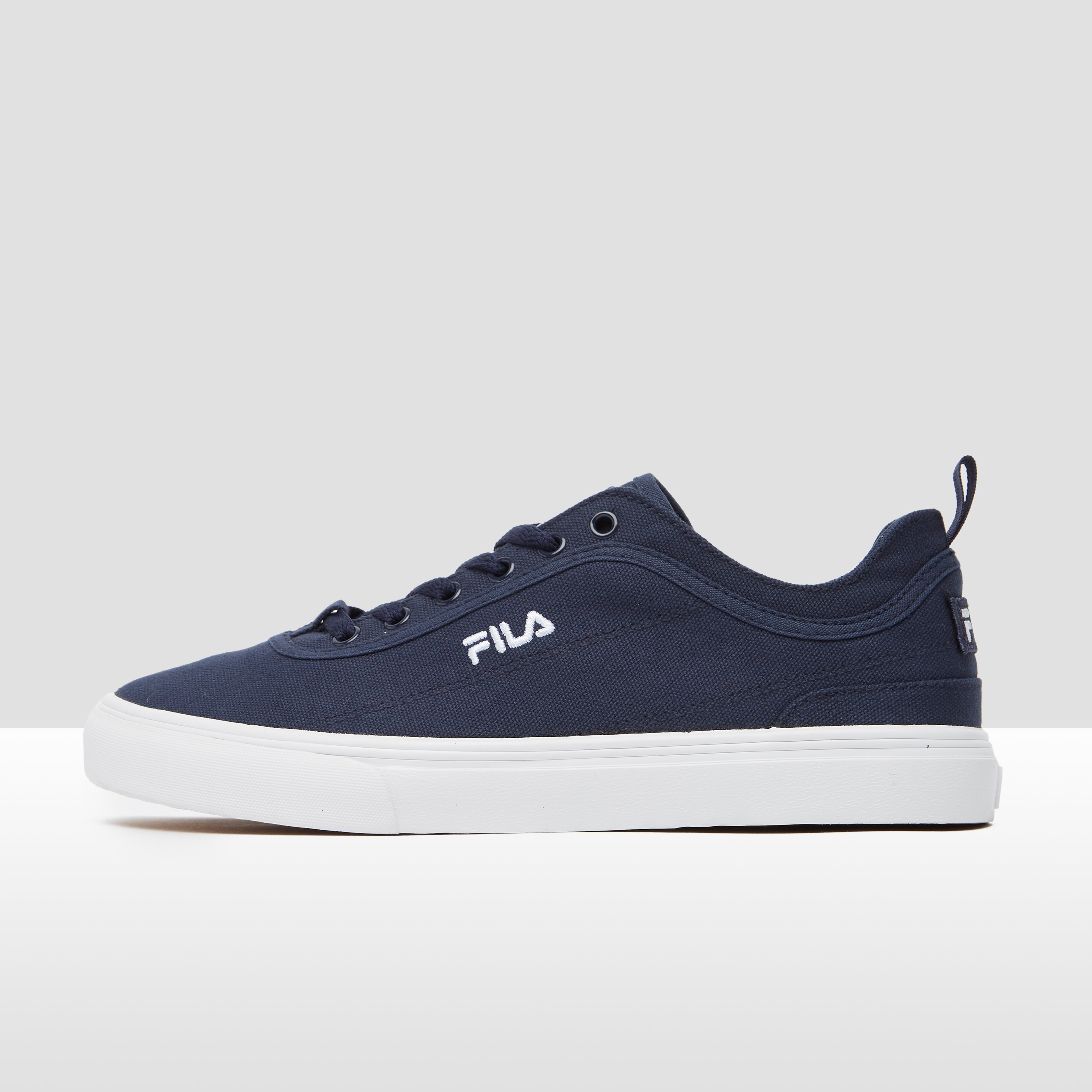 fila canvas trainers