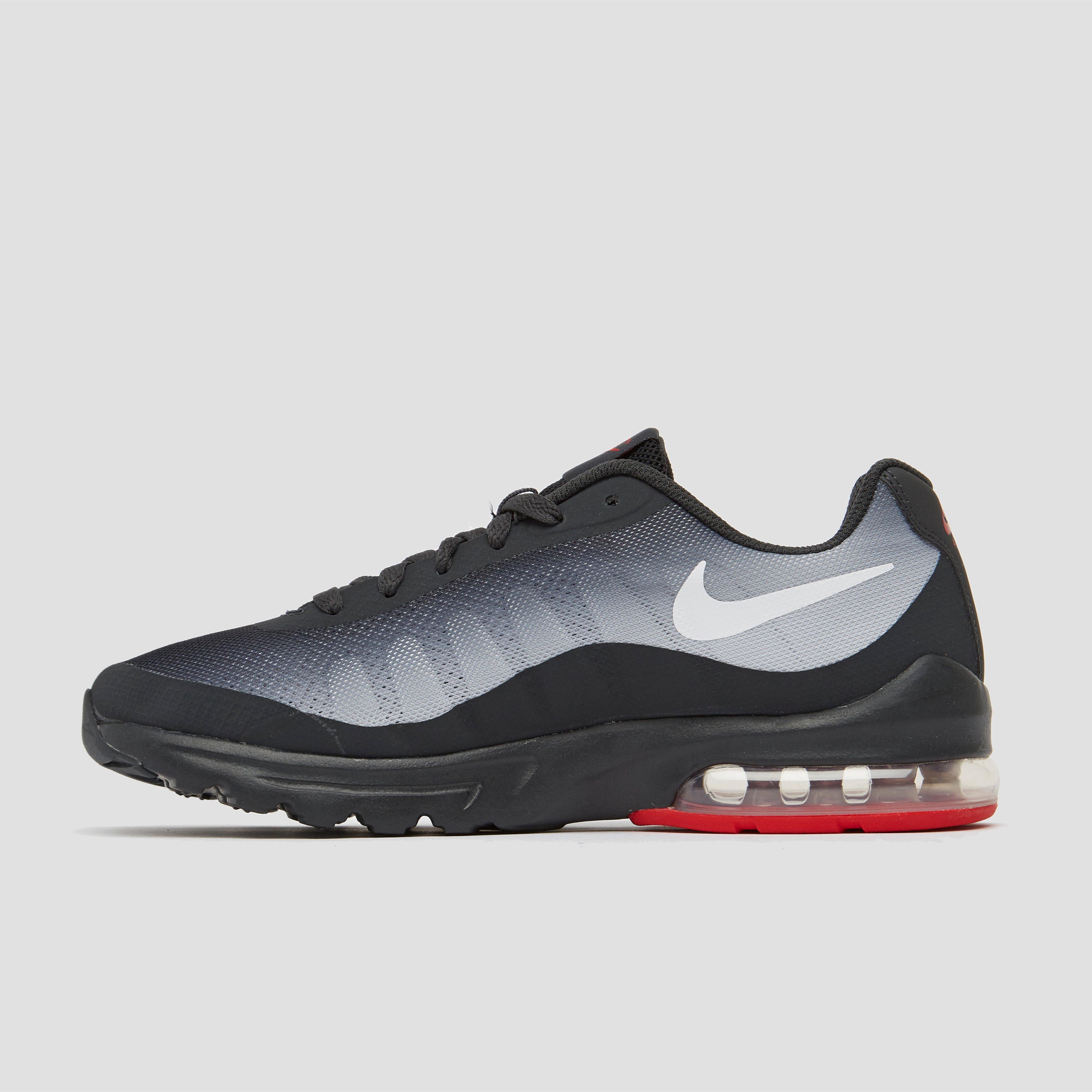 nike air max invigor zwart