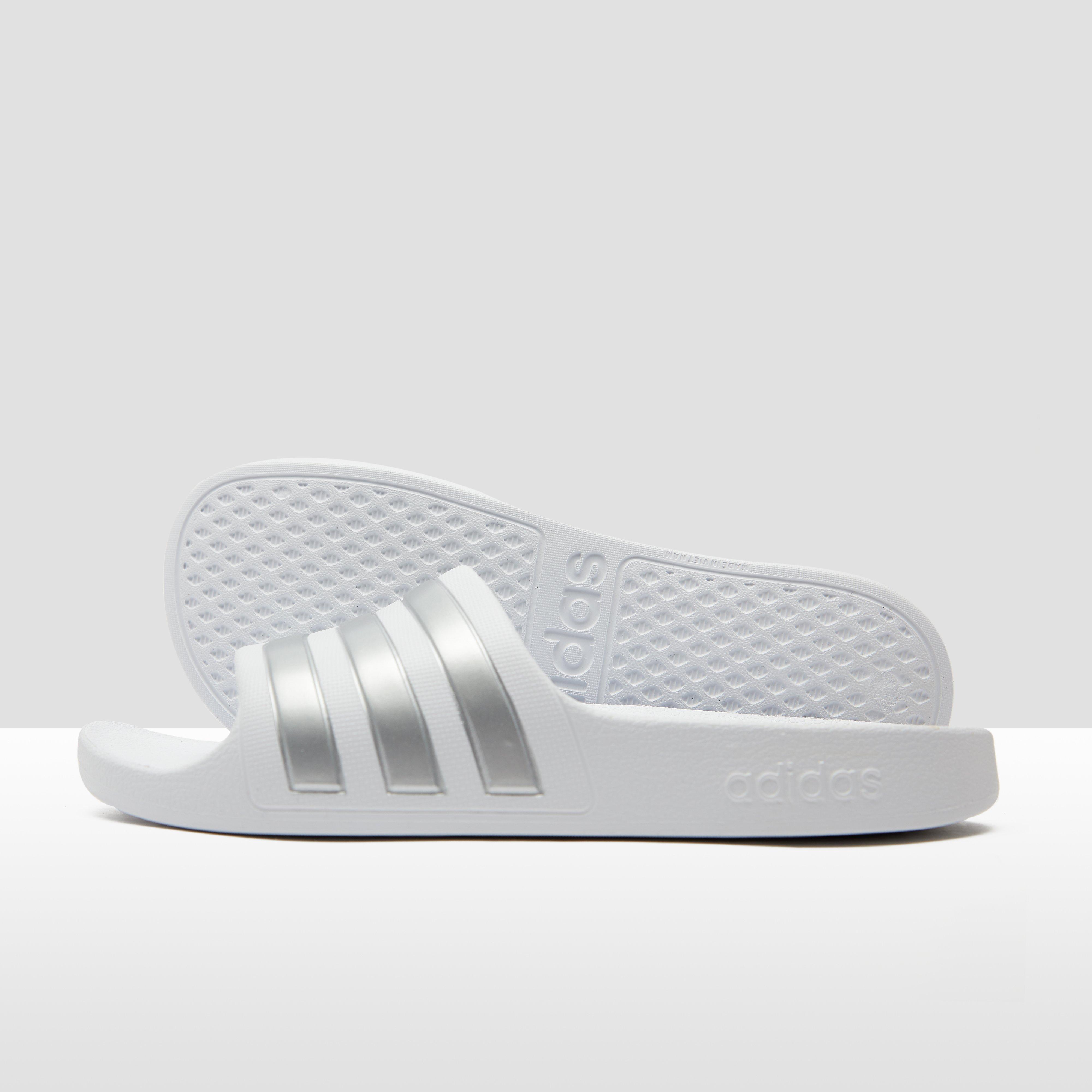 adidas slipper kind
