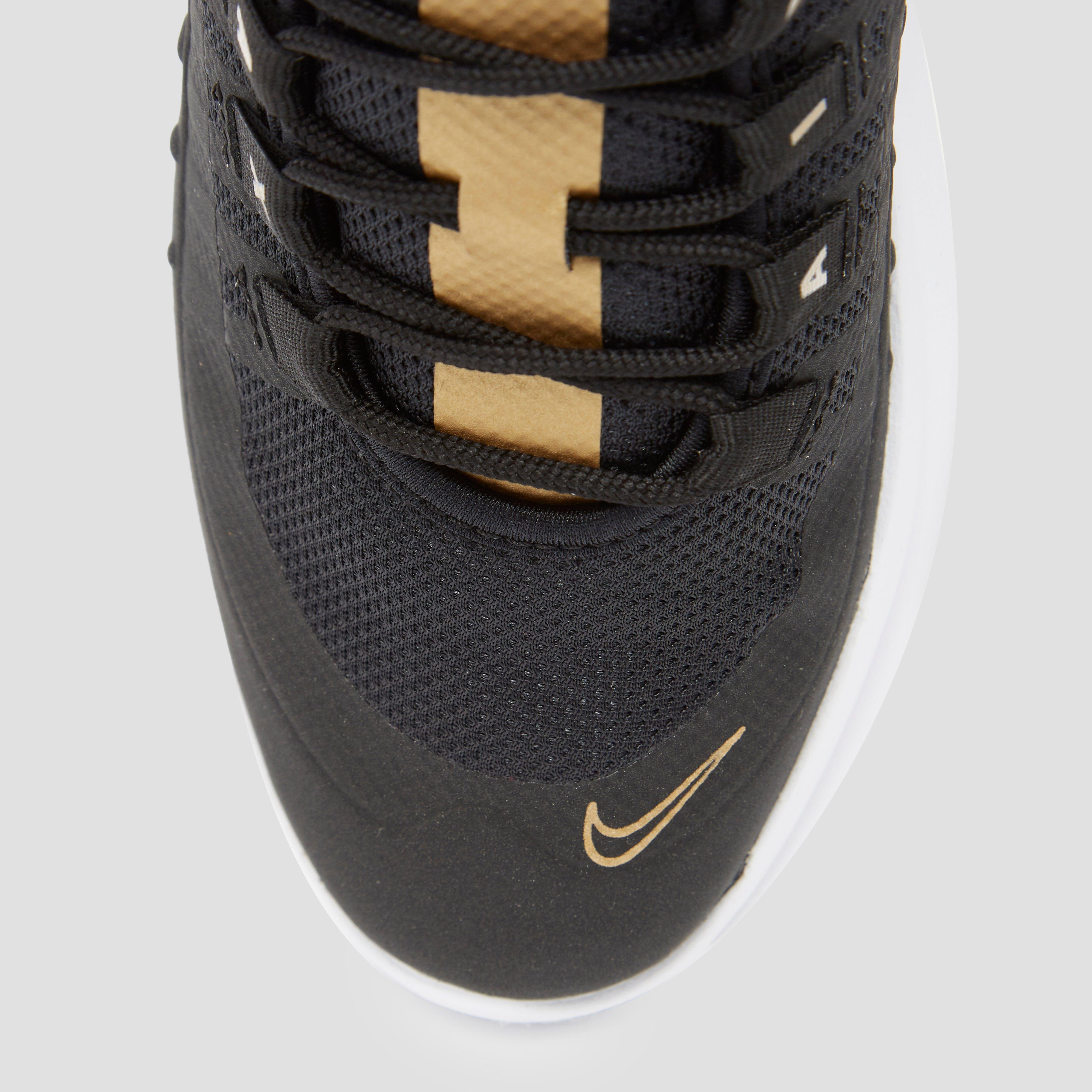 nike sneakers zwart met goud