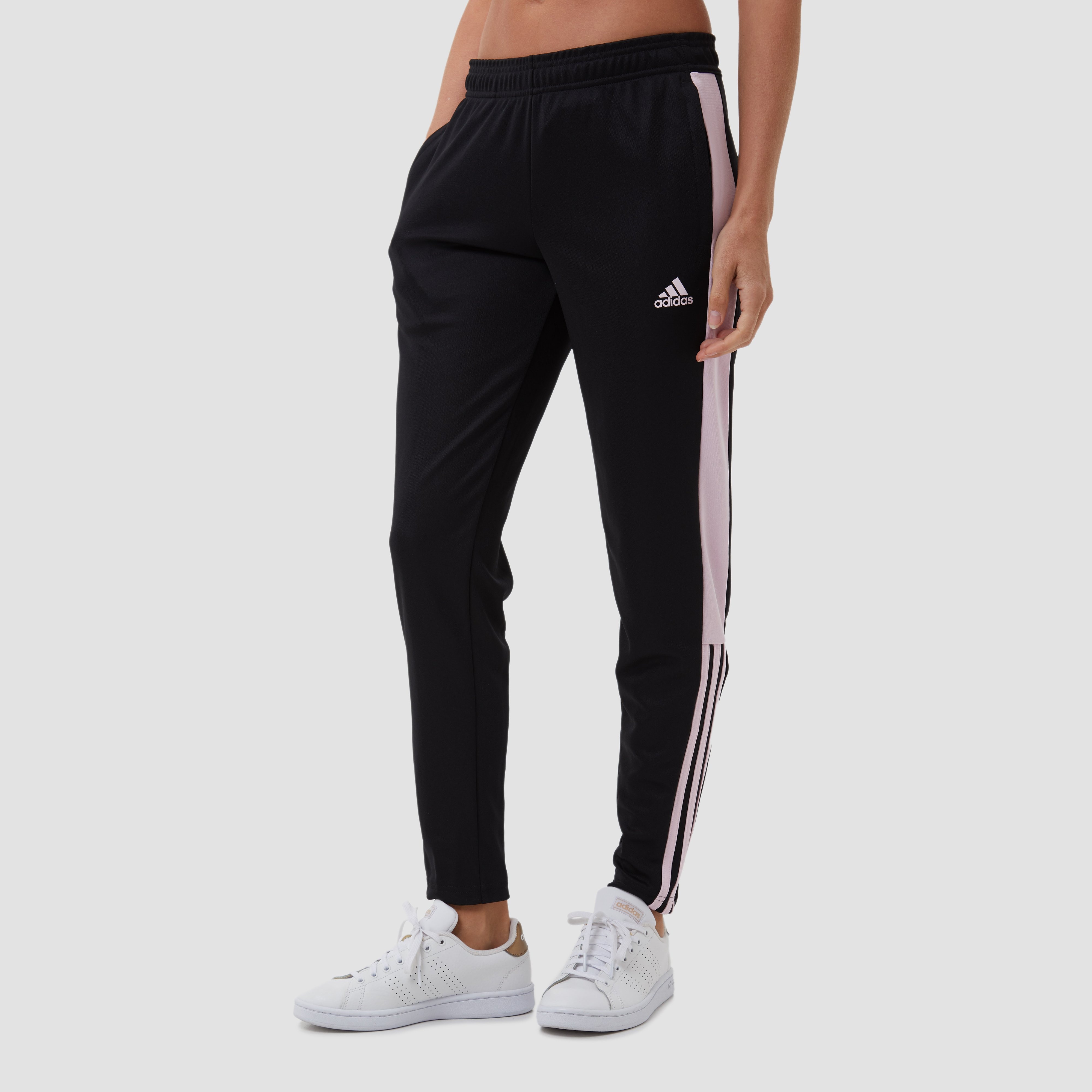 Schelden Dinkarville Wreedheid ADIDAS TIRO ESSENTIALS TRAININGSBROEK ZWART/ROZE DAMES