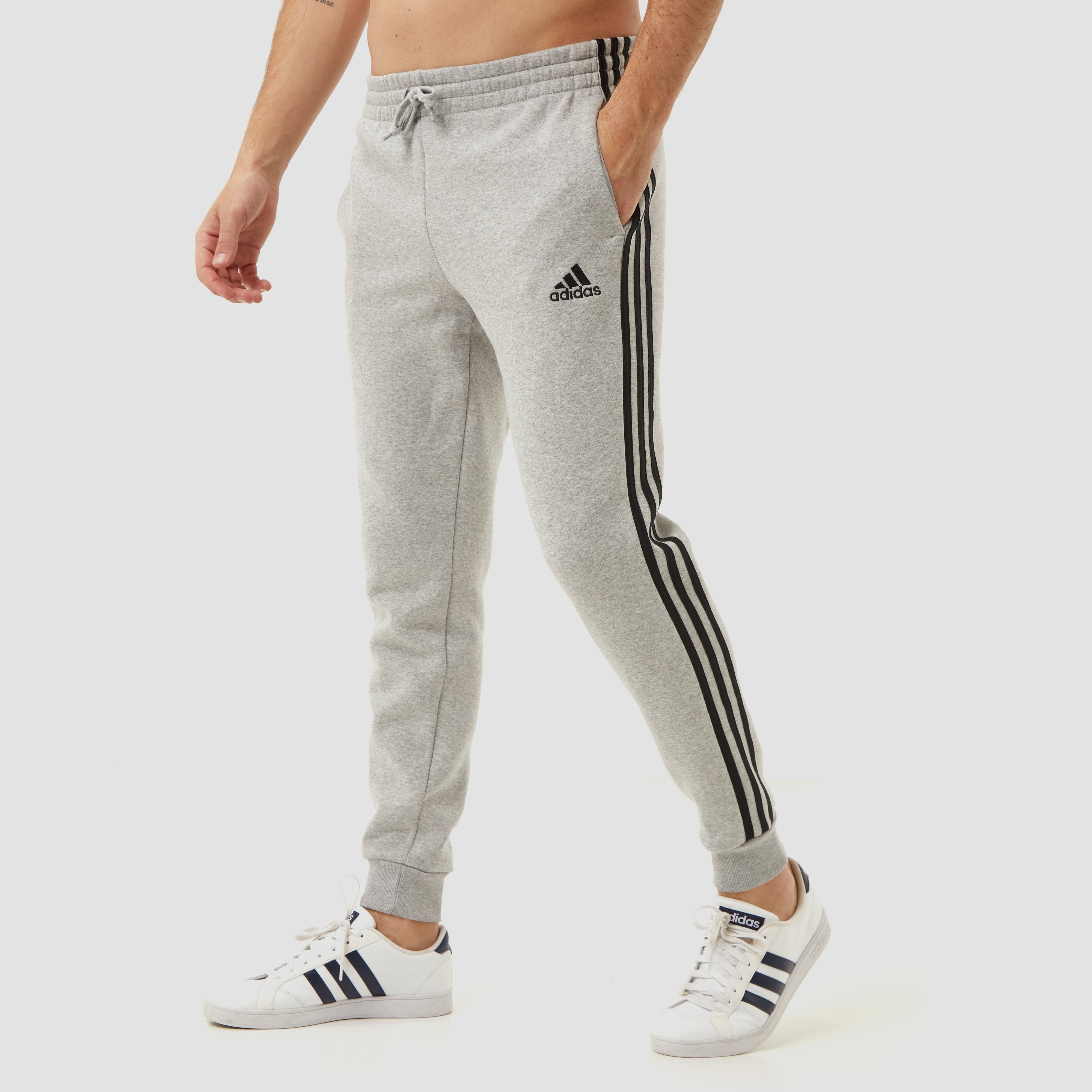 verhaal Afbreken Bandiet ADIDAS ESSENTIALS 3-STRIPES FLEECE JOGGINGBROEK GRIJS HEREN