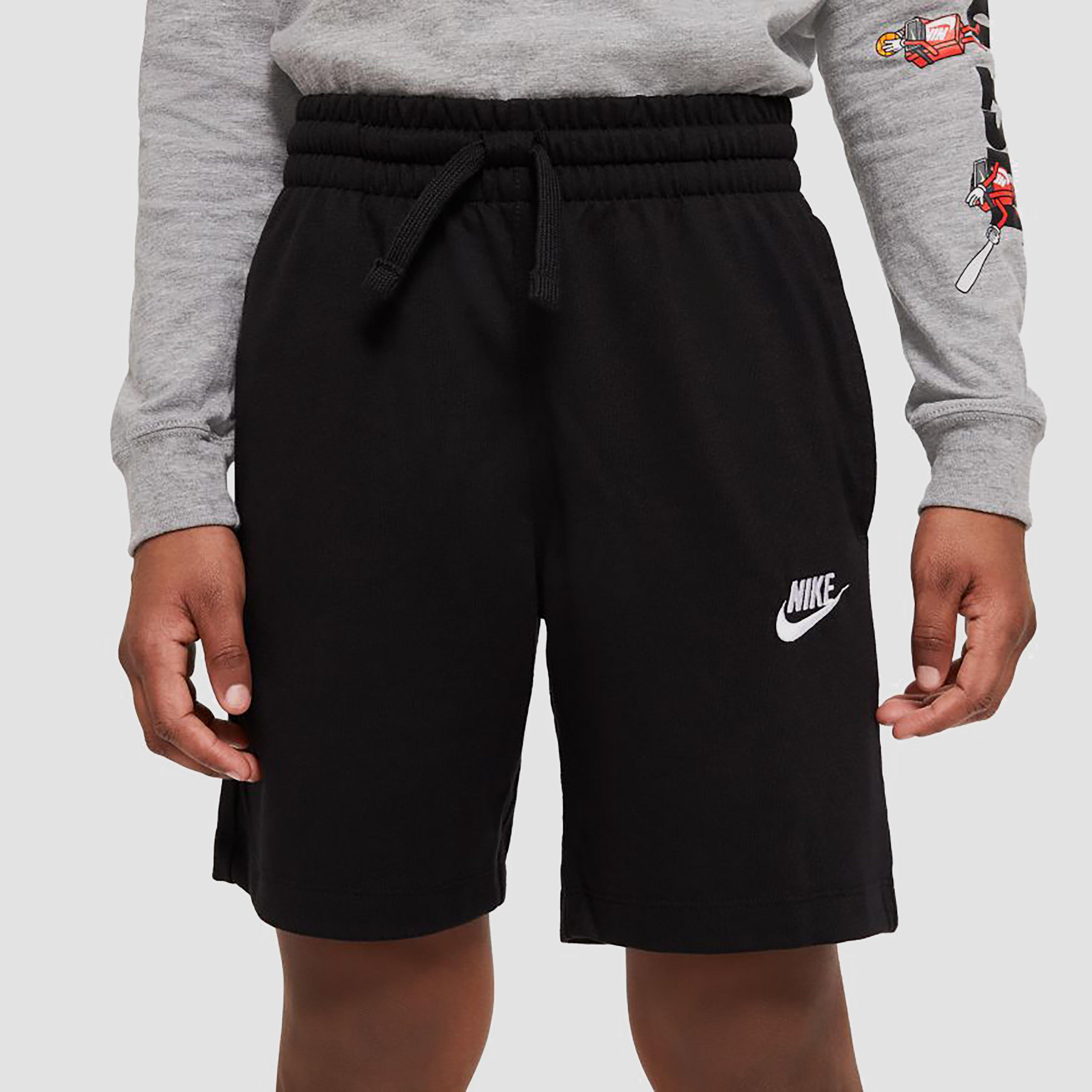 nike korte broek met shirt