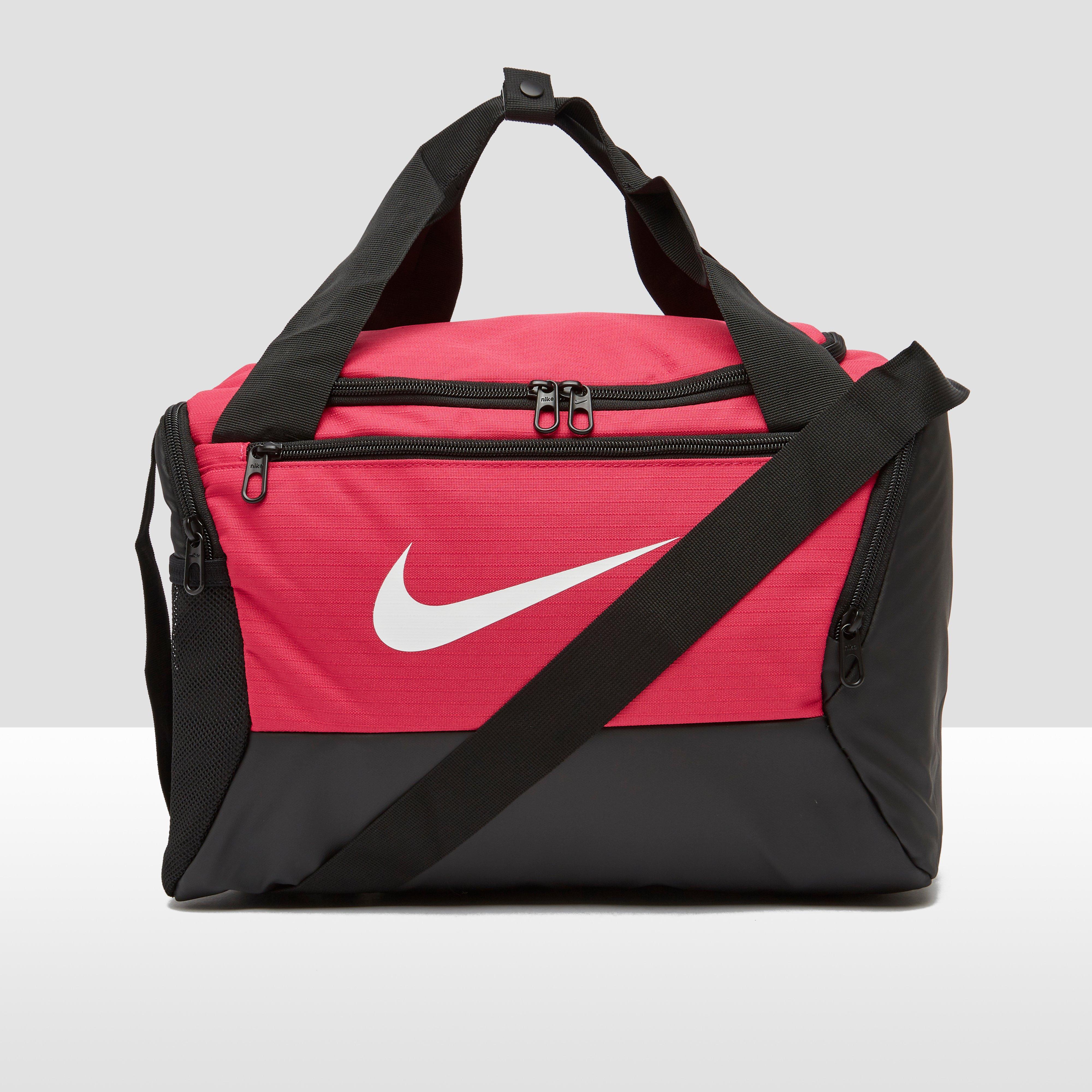 NIKE BRASILIA DUFFEL SPORTTAS EXTRA SMALL ROZE