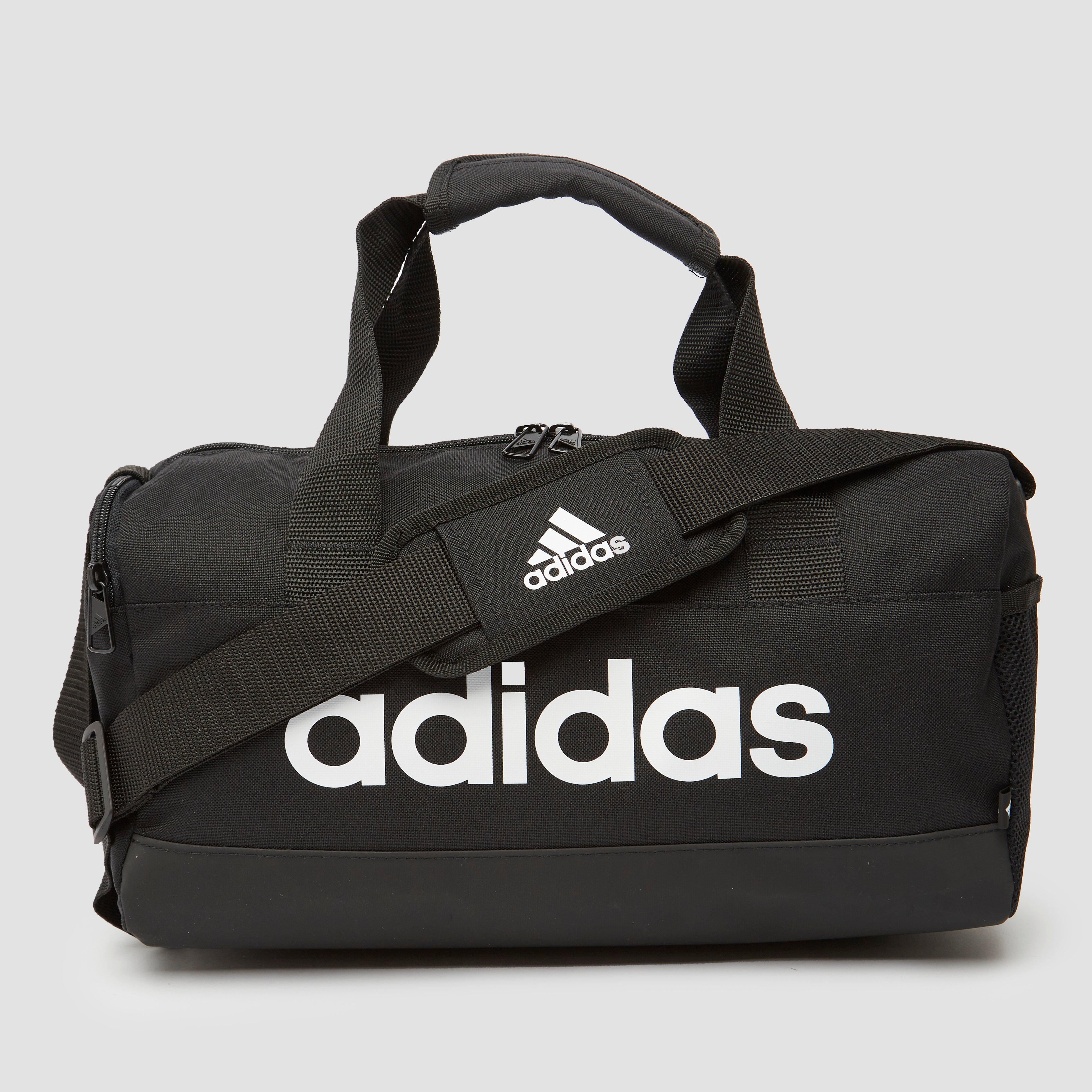 ADIDAS ESSENTIALS LOGO SPORTTAS EXTRA SMALL ZWART