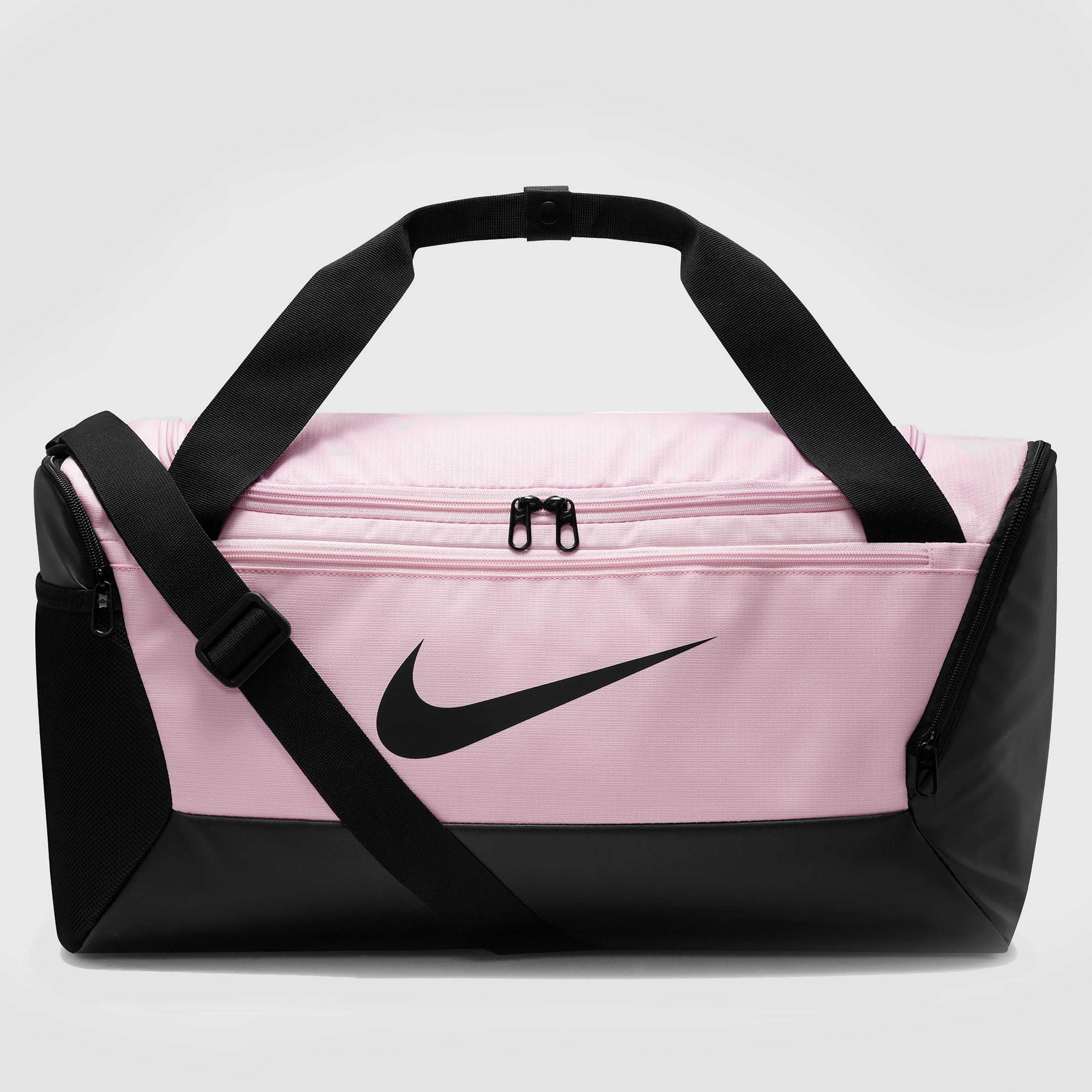 NIKE BRASILIA 9.5 DUFFEL SPORTTAS SMALL 41 LITER ROZE