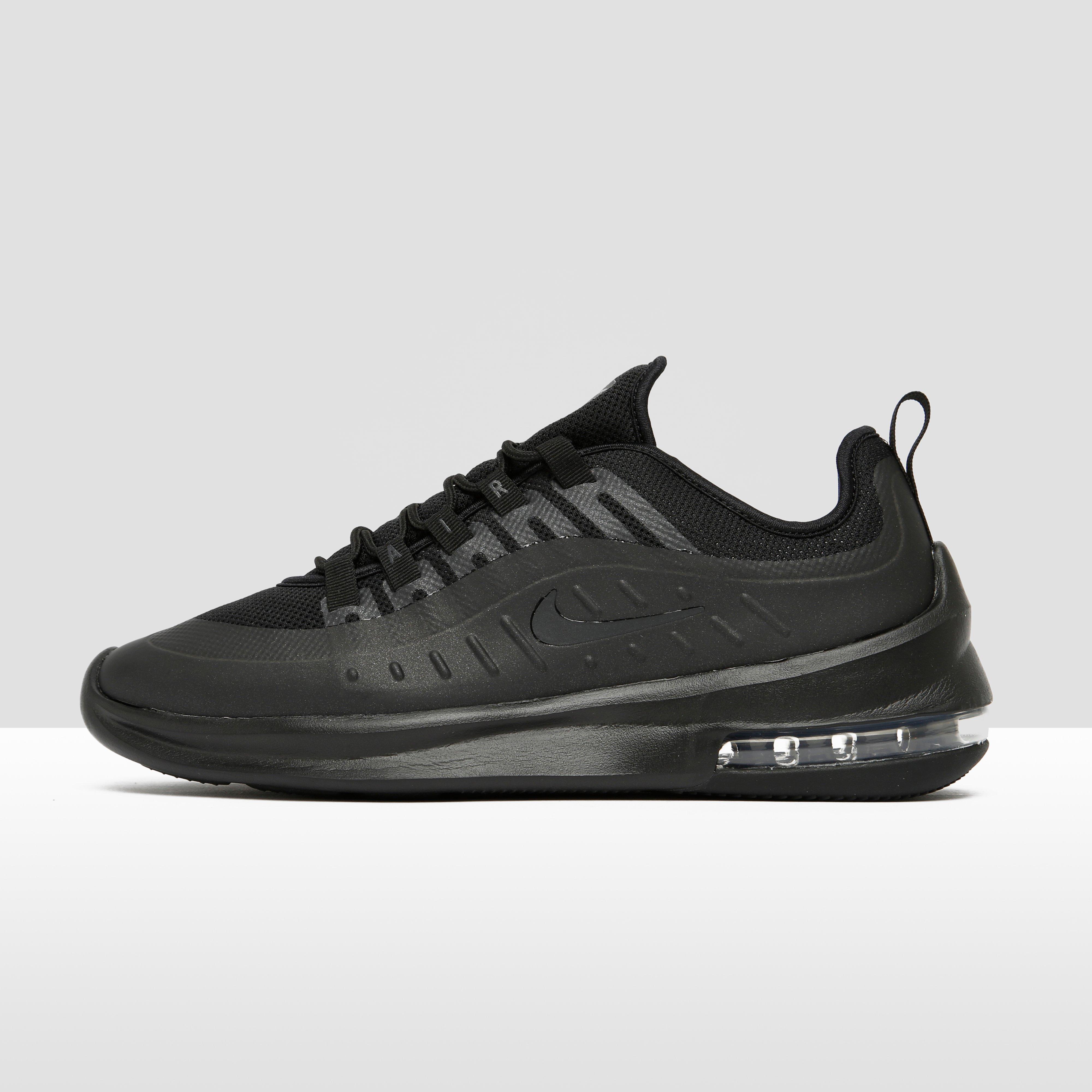 perry sport skechers