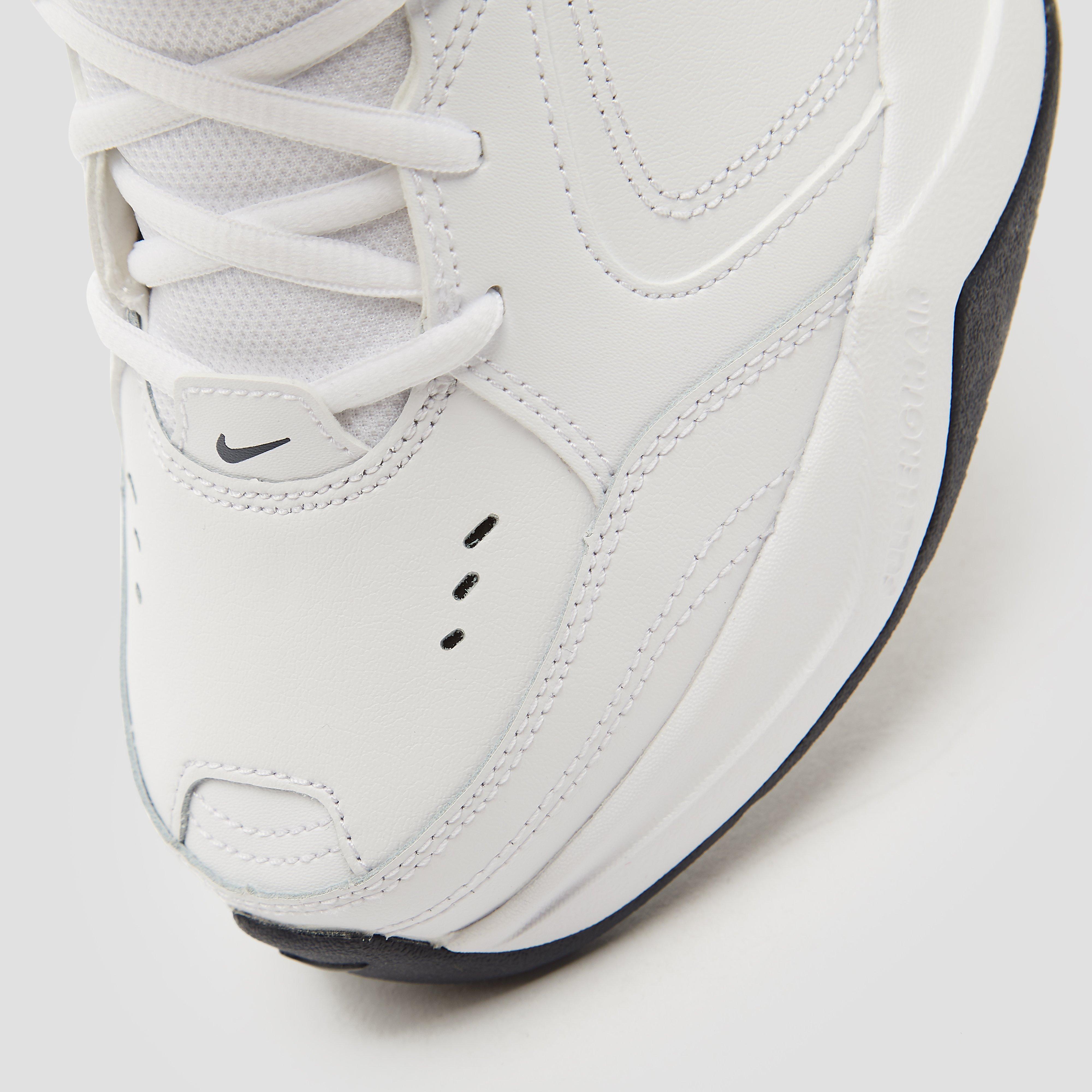 nike chunky sneakers