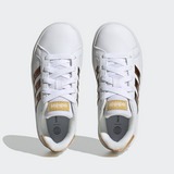 ADIDAS GRAND COURT SUSTAINABLE LIFESTYLE SNEAKERS WIT KINDEREN
