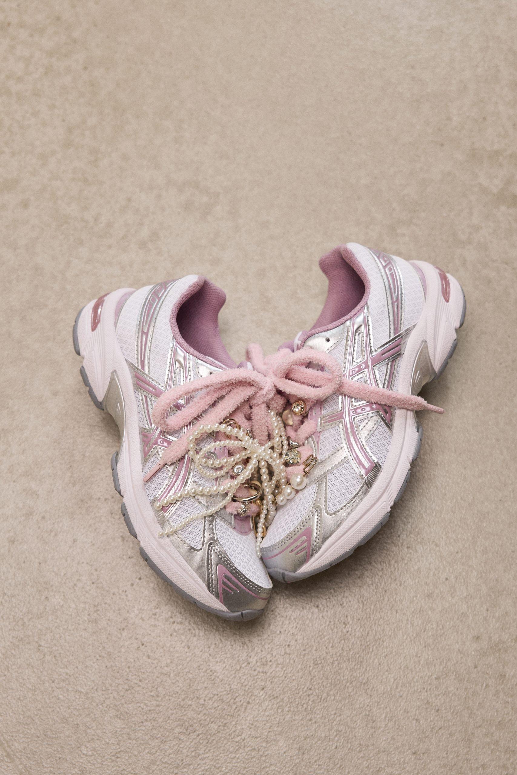 Sneakers rétro-running femme ASICS GEL-1130 New Balance 740 et Nike P-6000