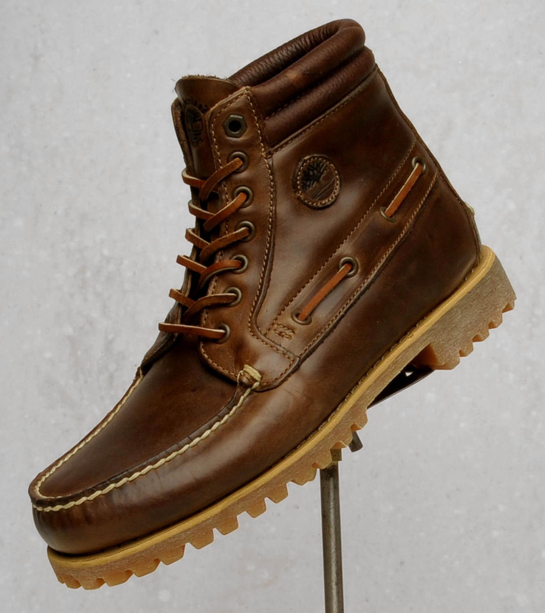 timberland 7 eye chukka boots