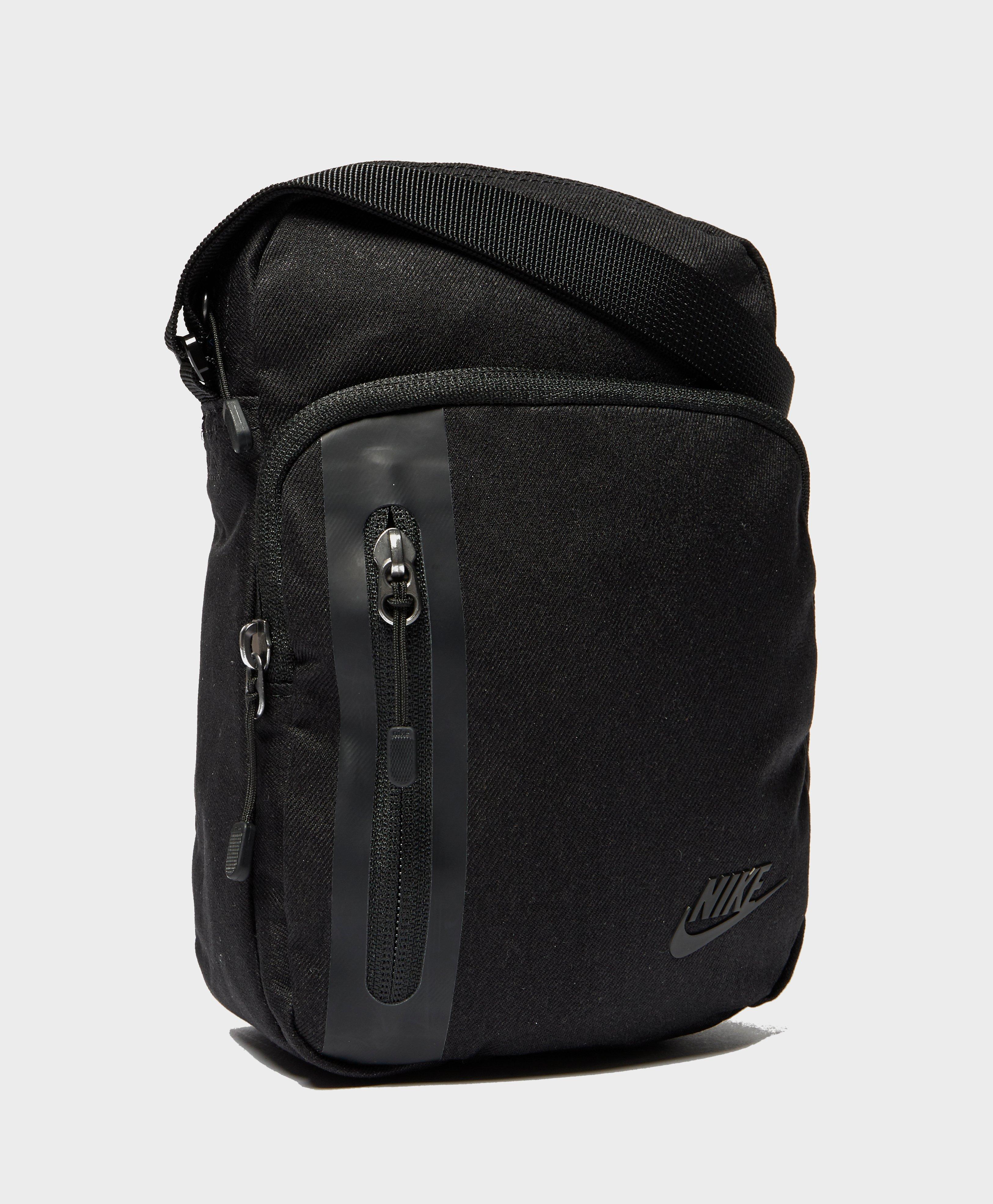 nike core small crossbody bag black