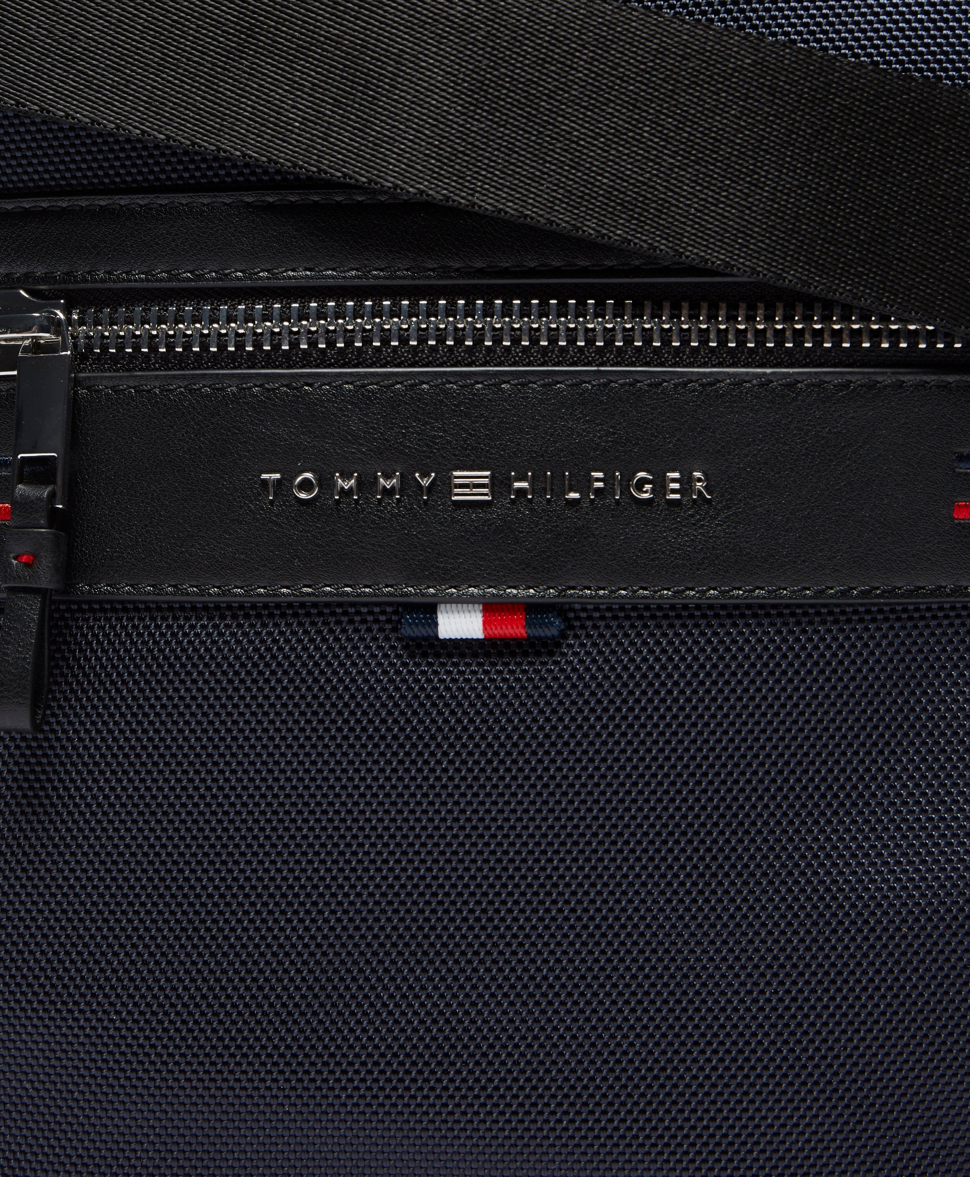 tommy hilfiger elevated crossbody bag