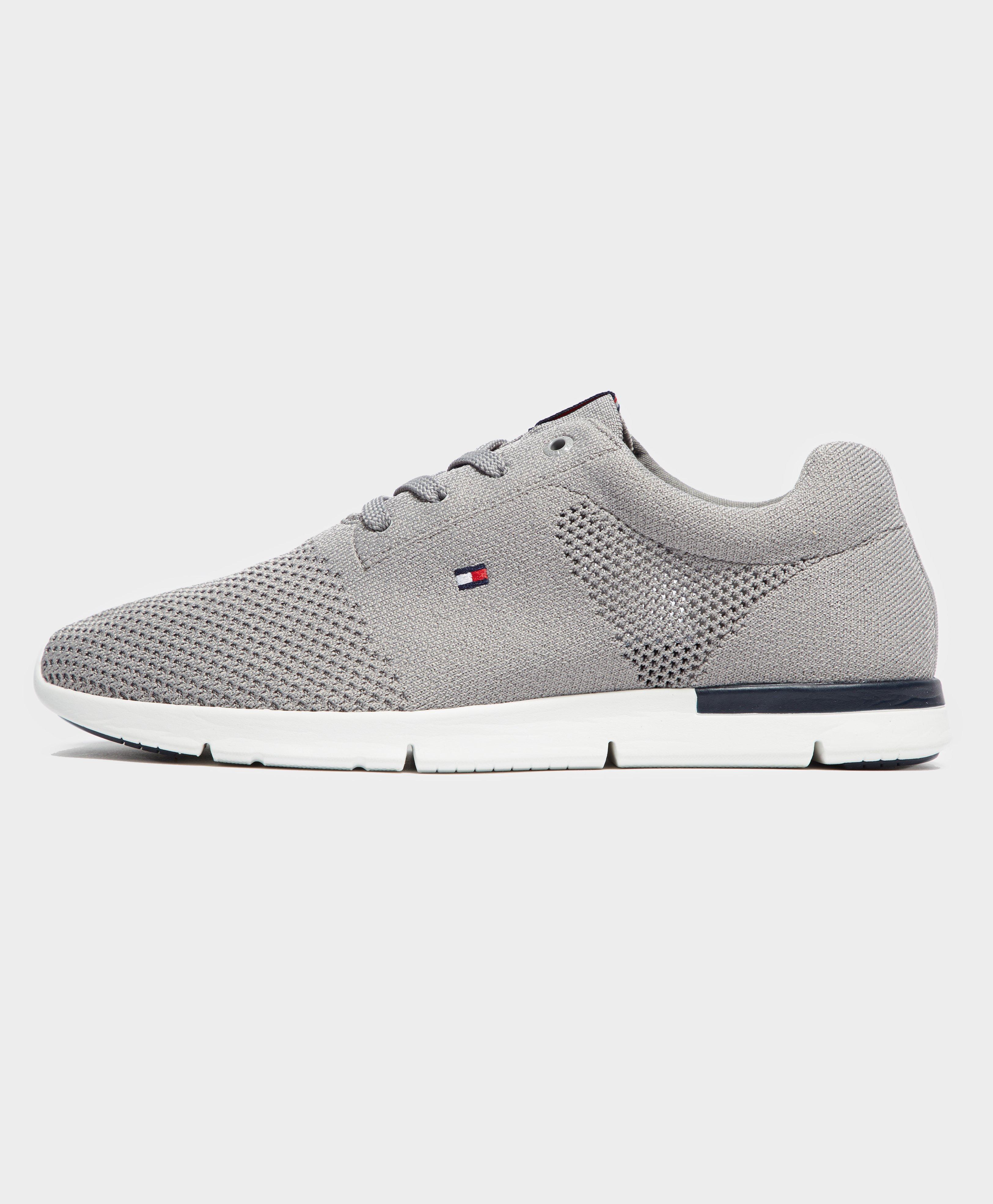 tommy hilfiger tobias knit trainer in black