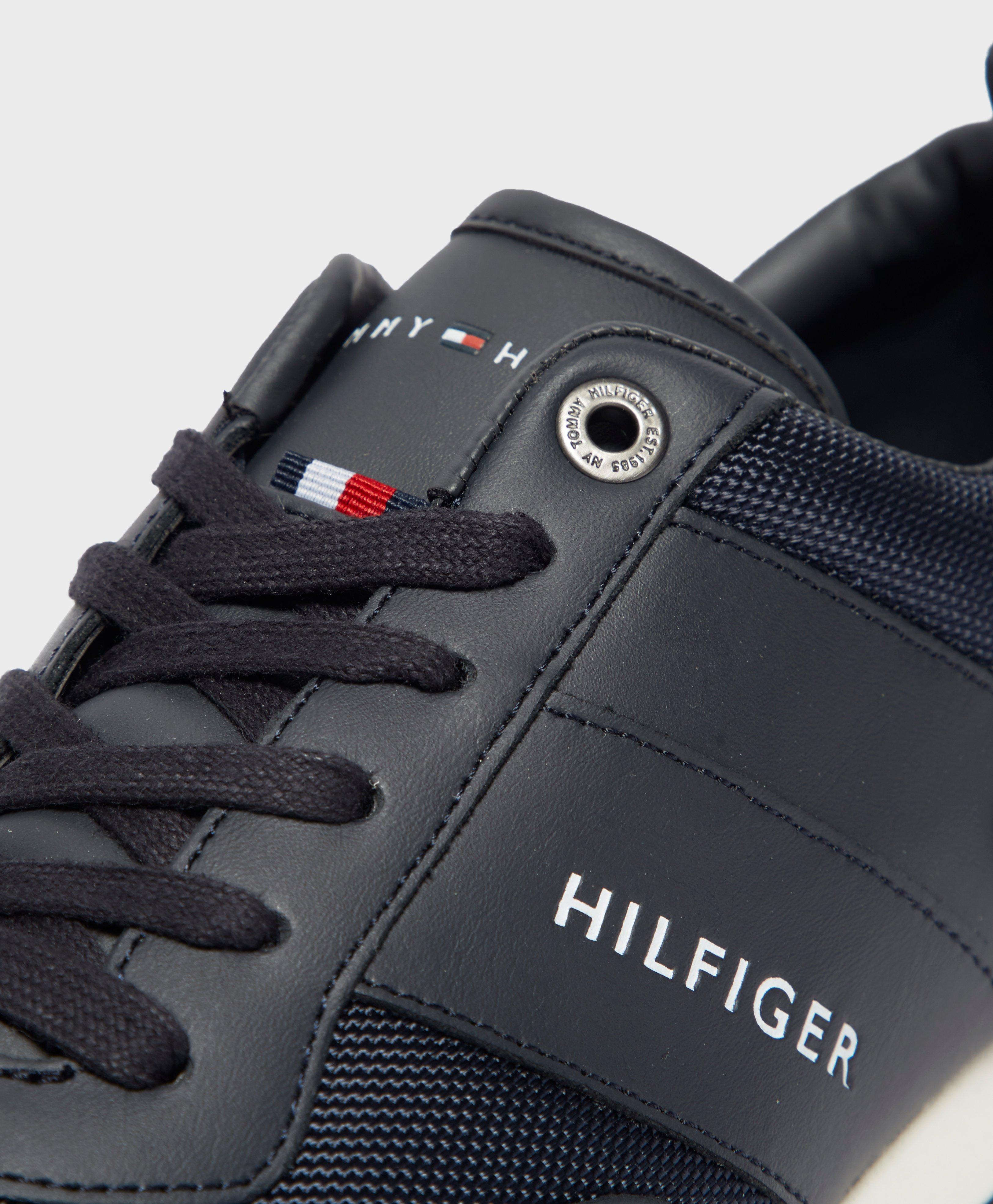 tommy hilfiger maxwell 2