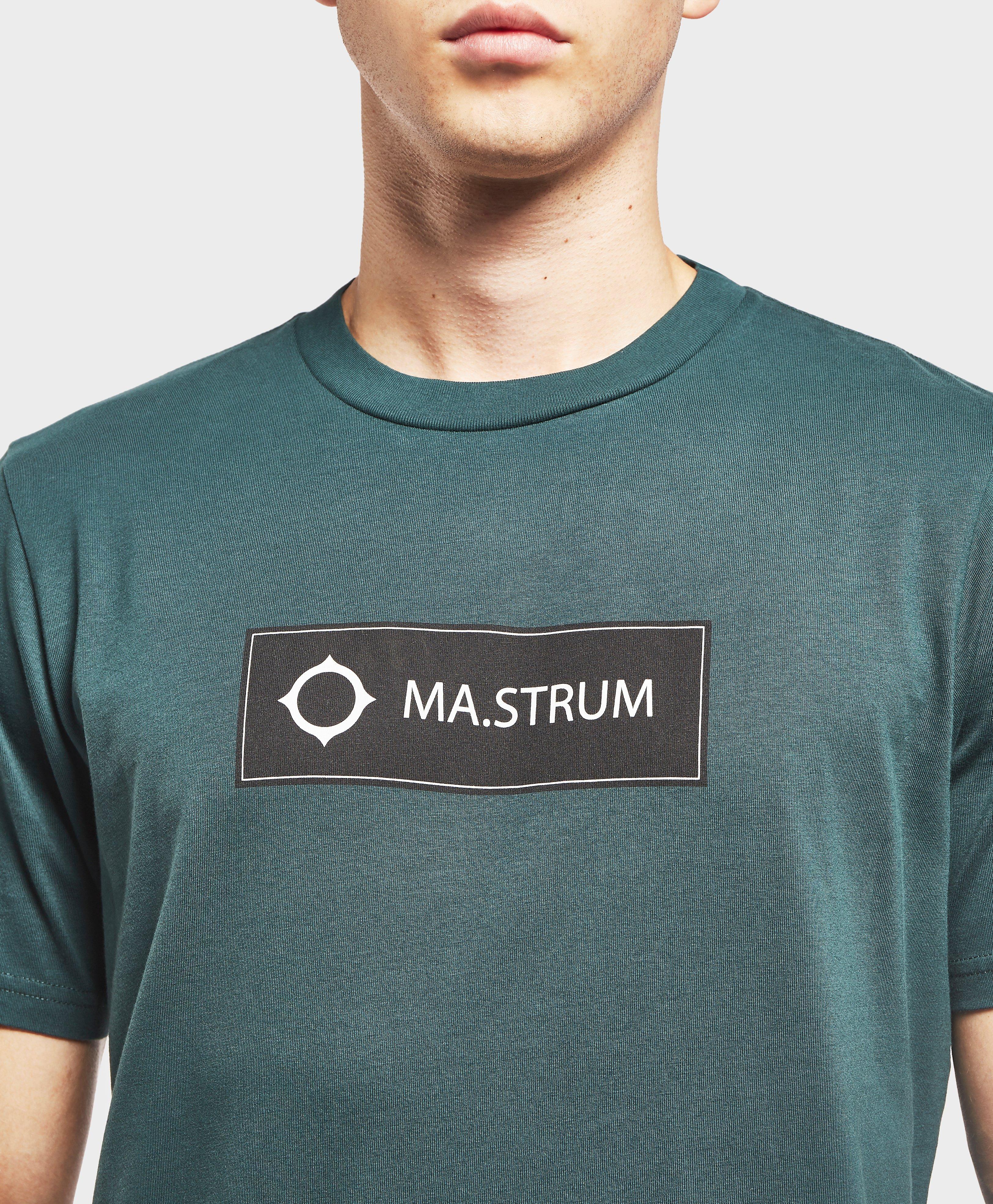 ma strum box logo t shirt
