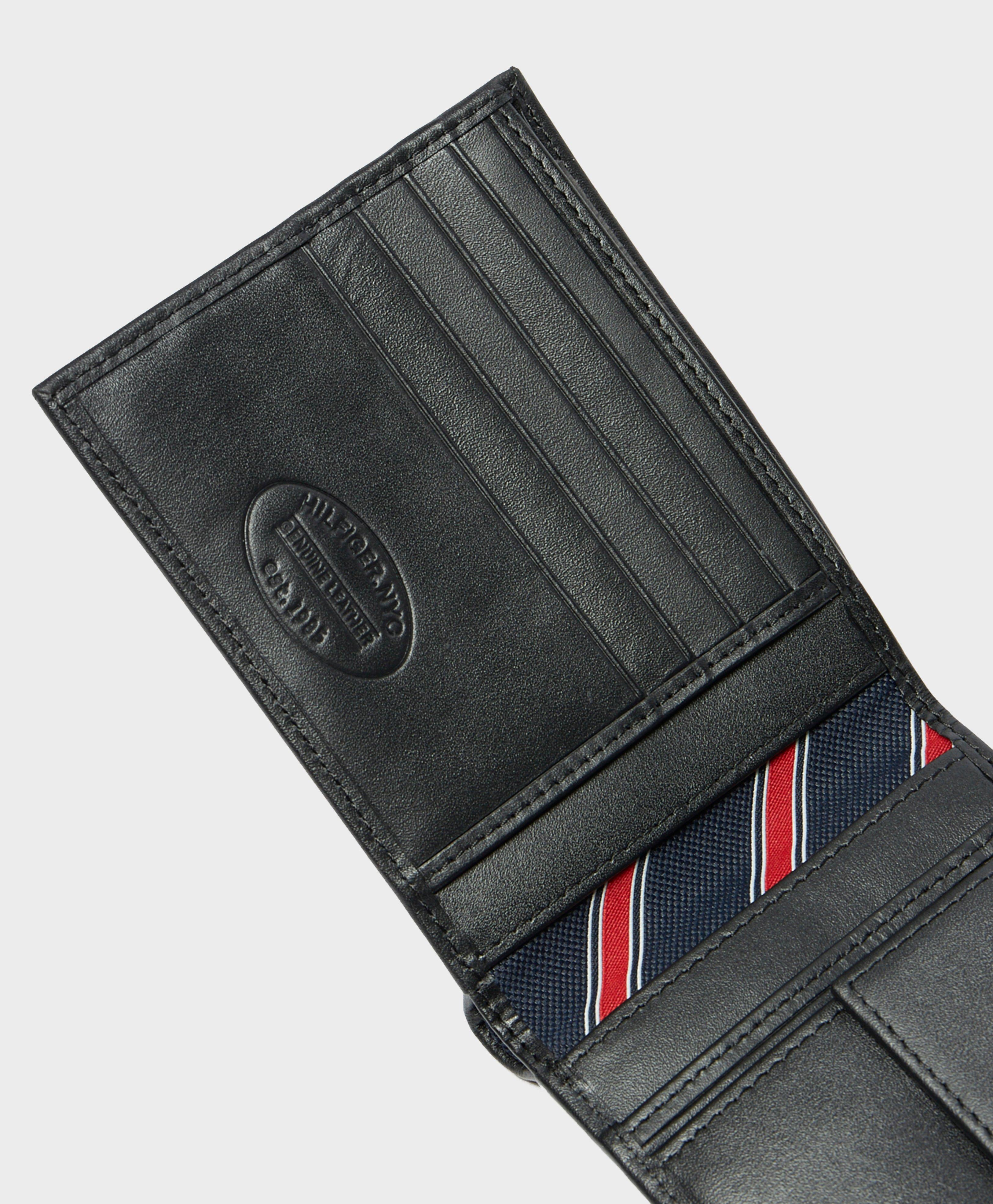 tommy hilfiger eton wallet