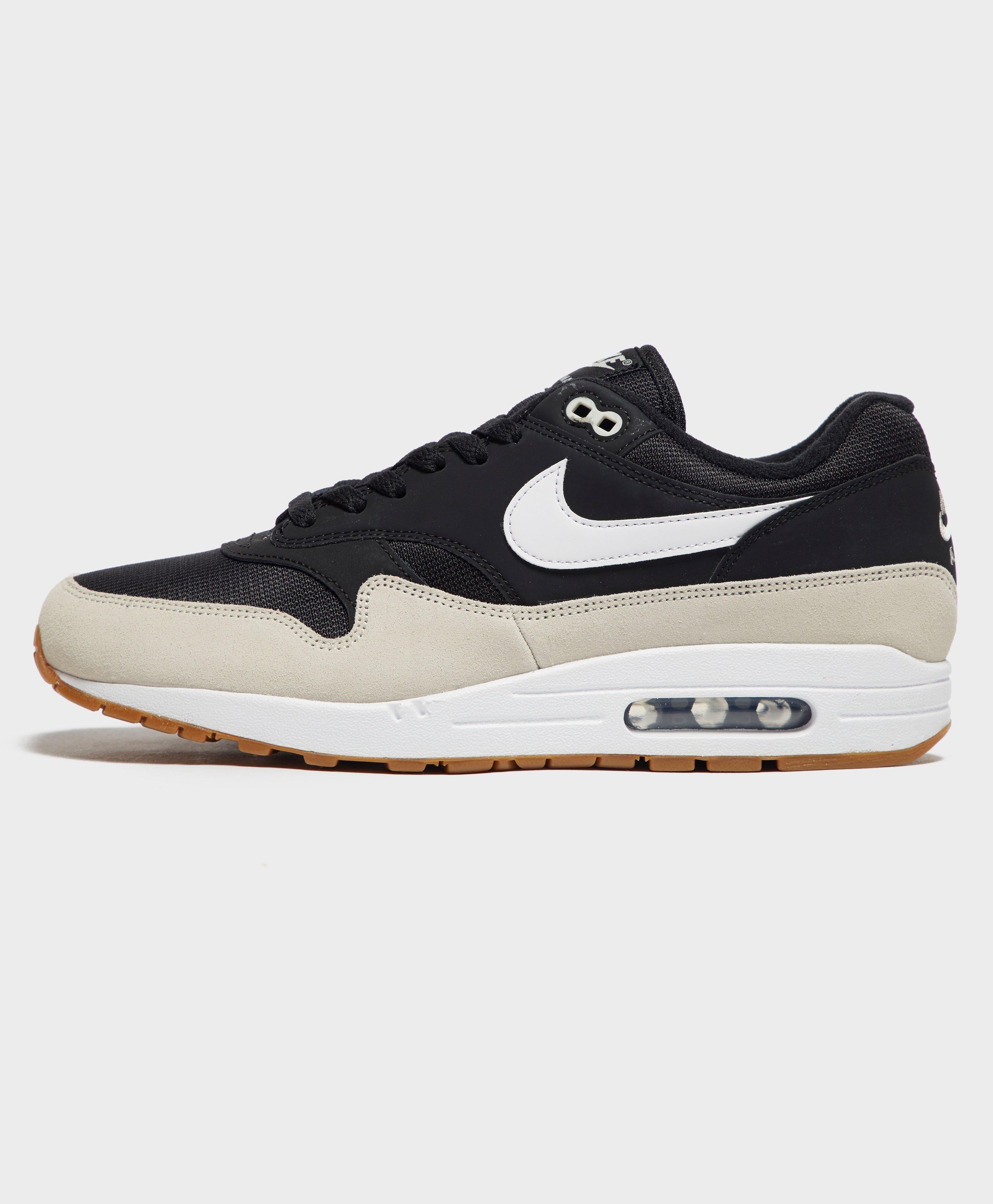 air max 1 essential