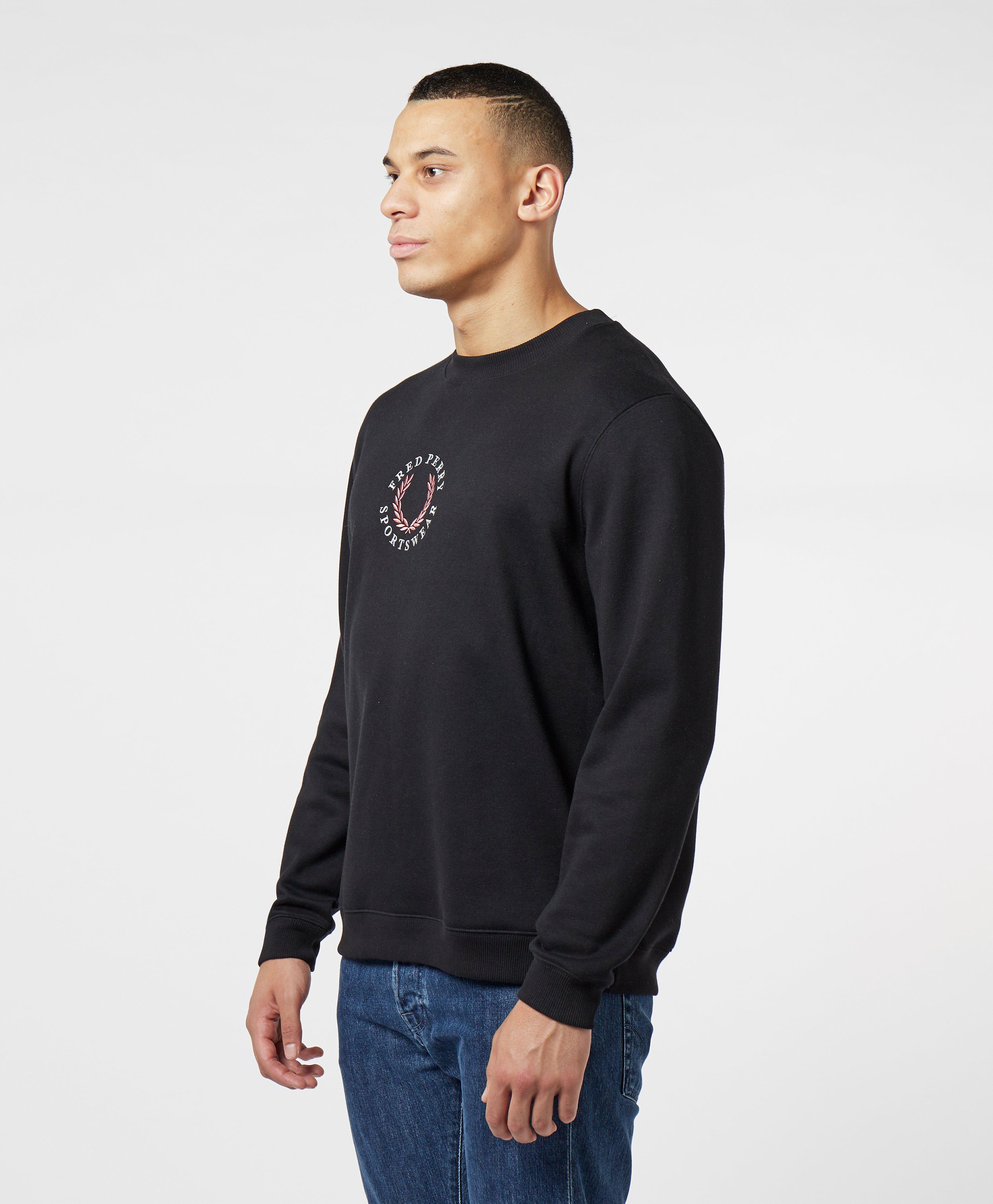 fred perry arch branded sweatshirt