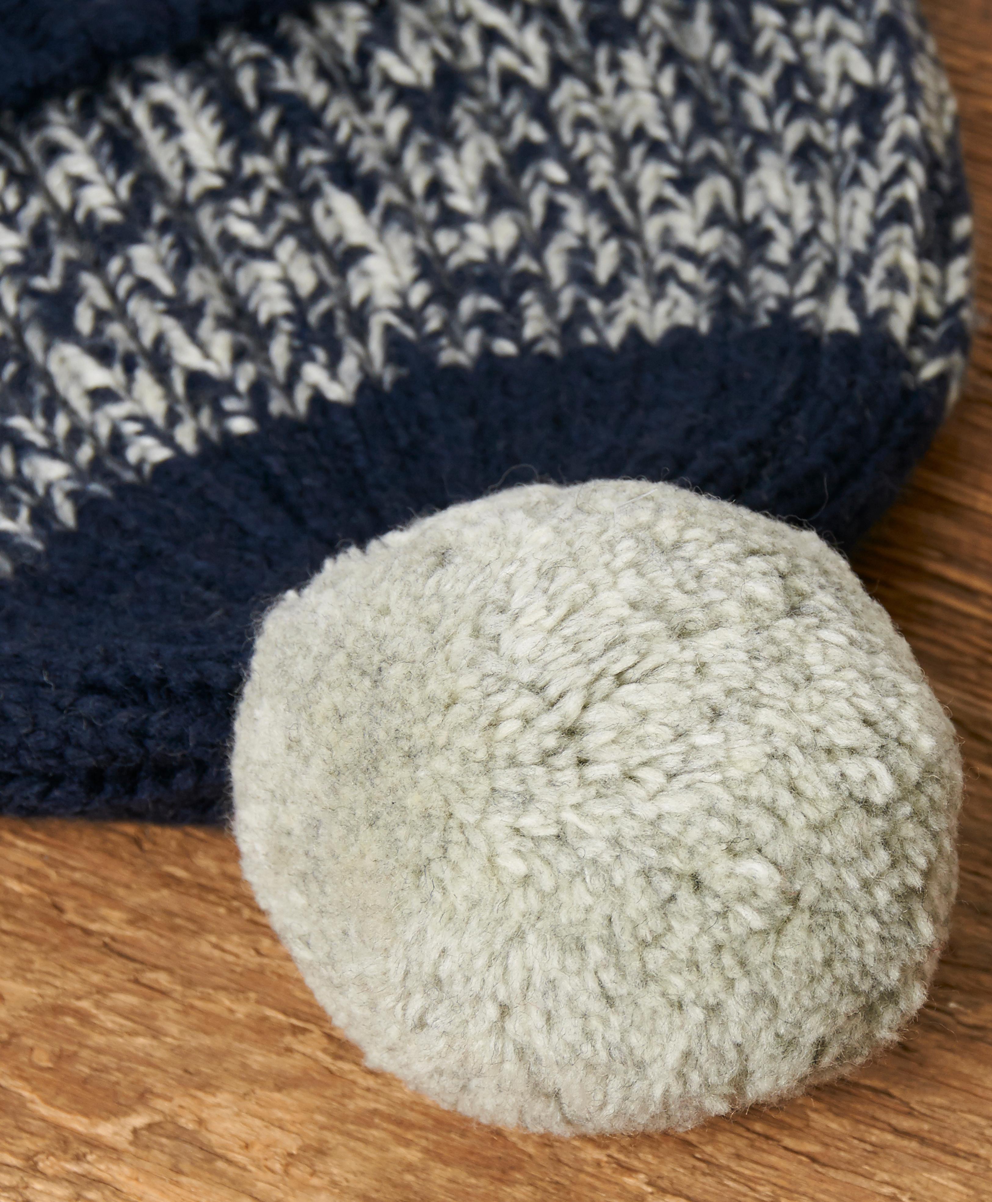 fred perry bobble hat