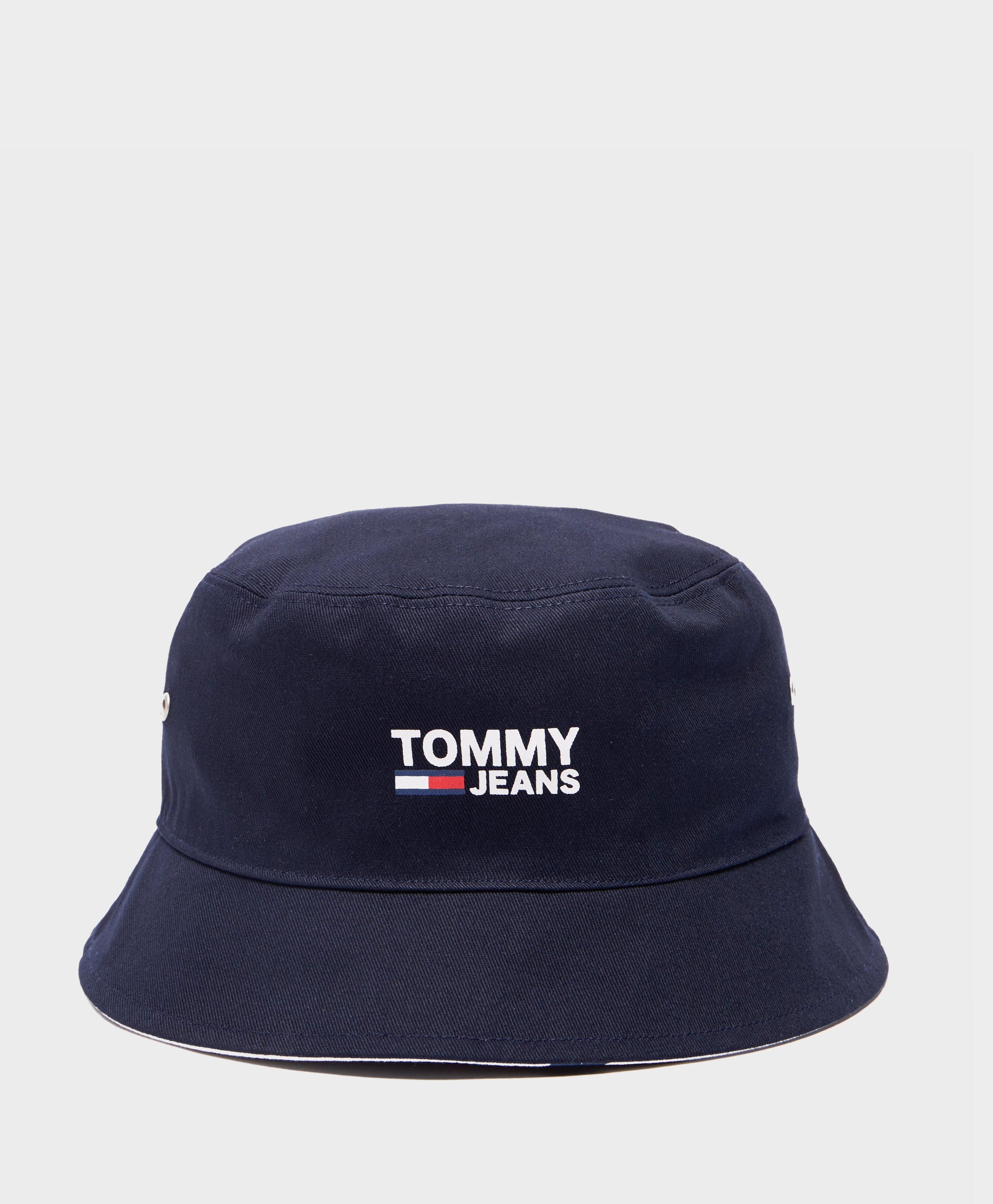 tommy jeans reversible bucket hat