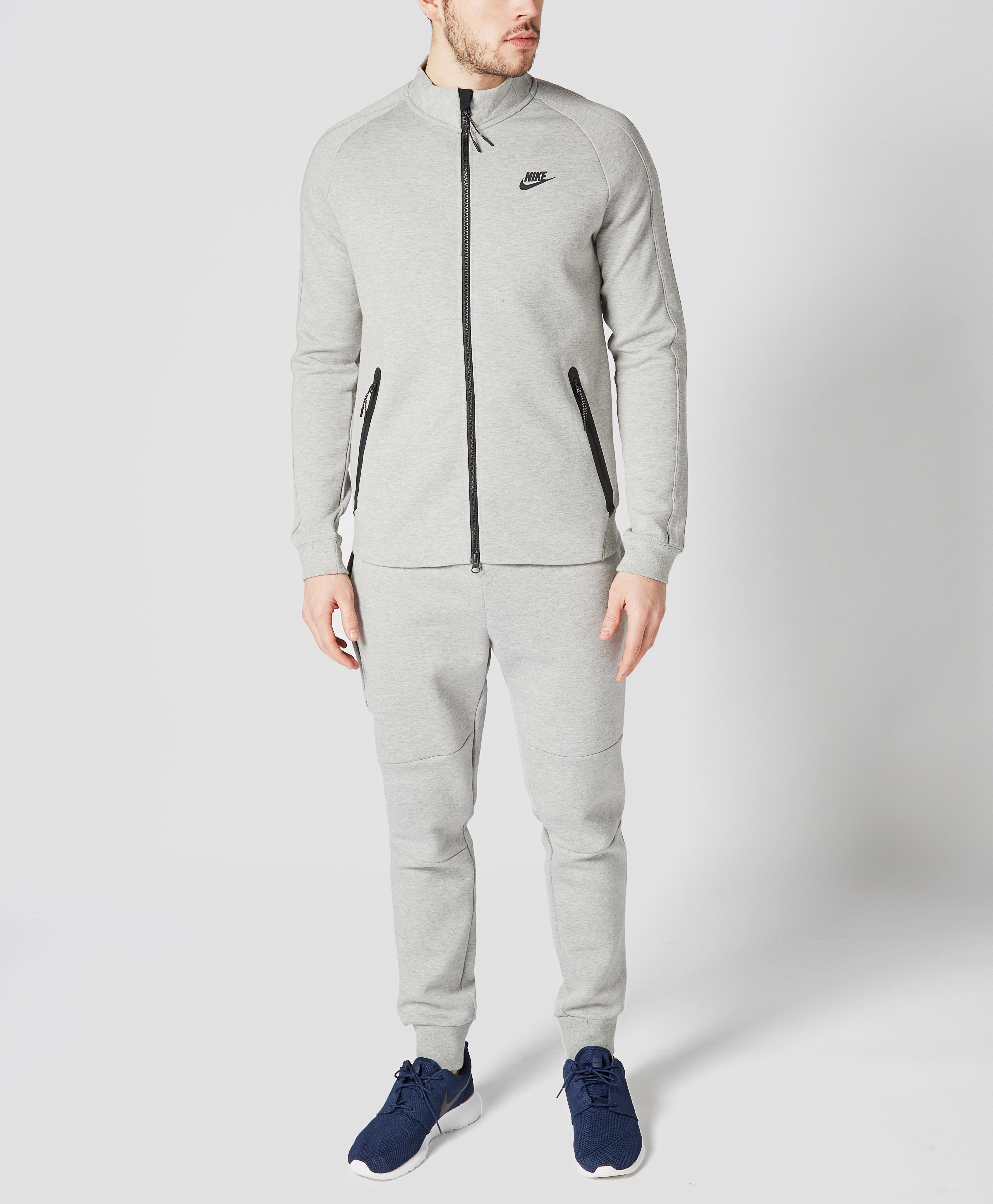 nike tech fleece track