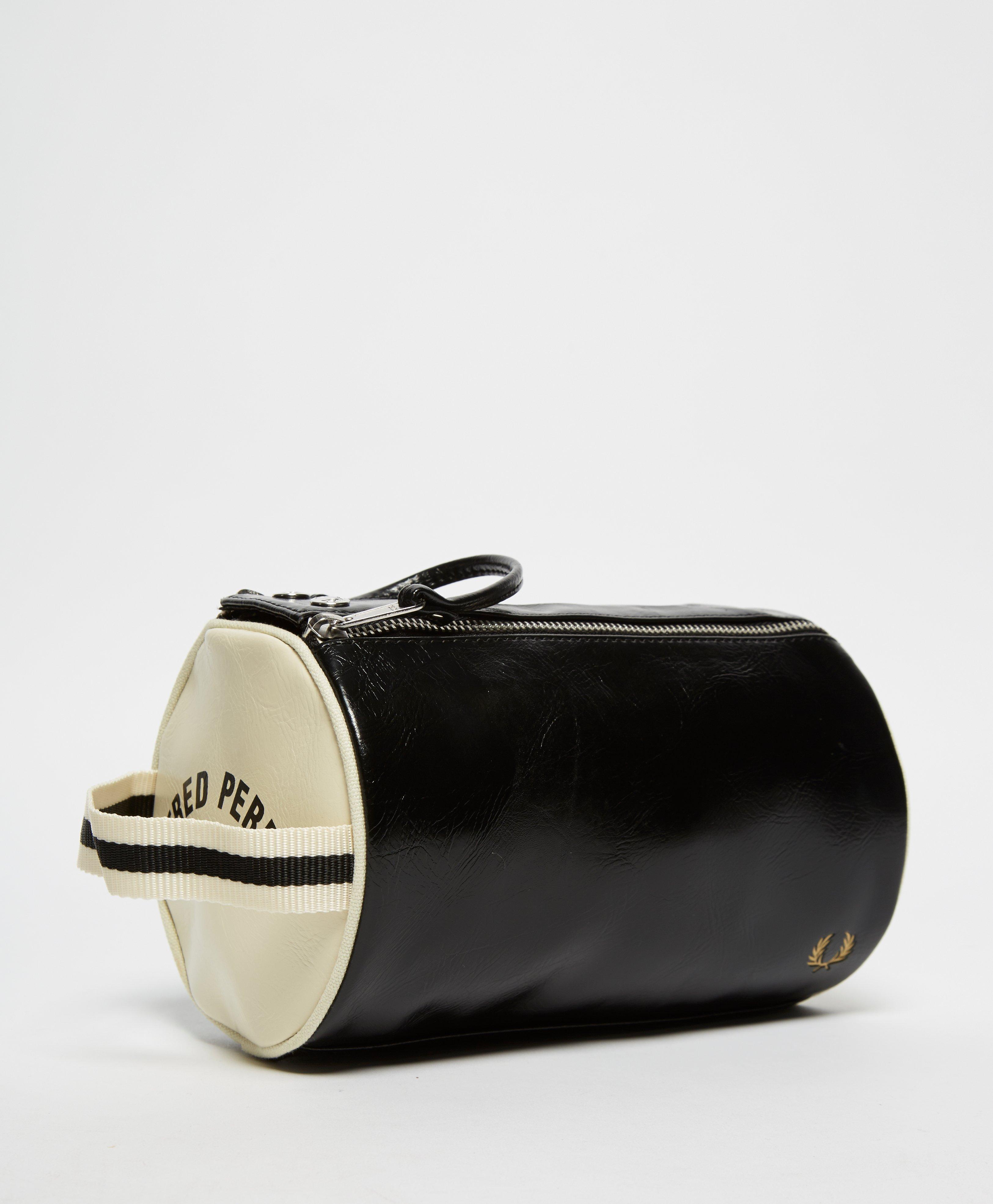 fred perry toiletry bag