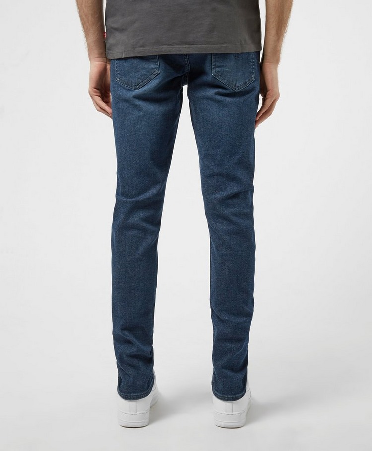 levis tapered jean