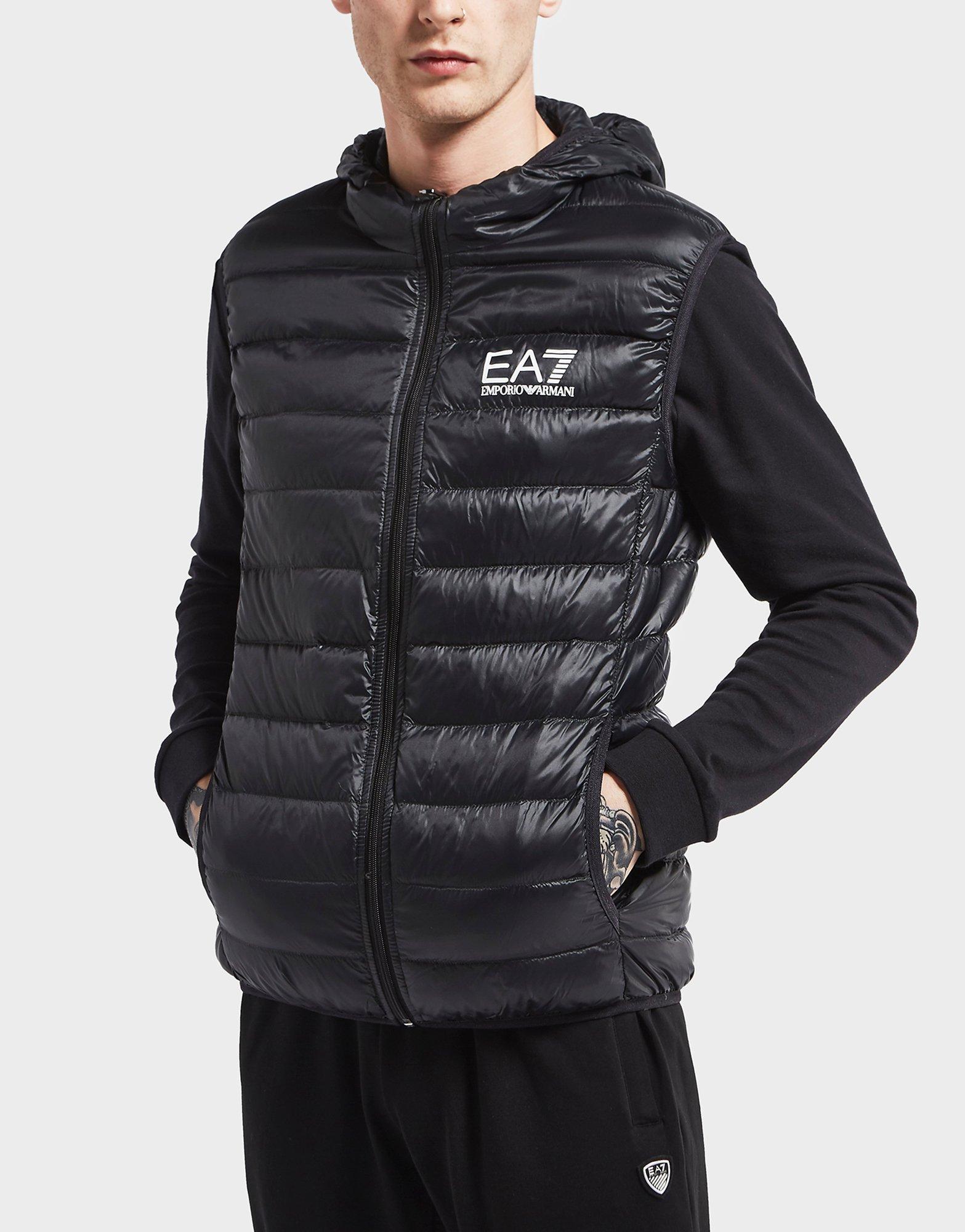 ea7 gilet with hood