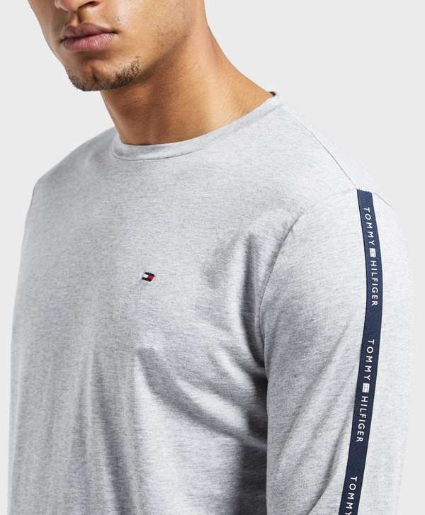 Tommy hilfiger logo tape long sleeve t shirt