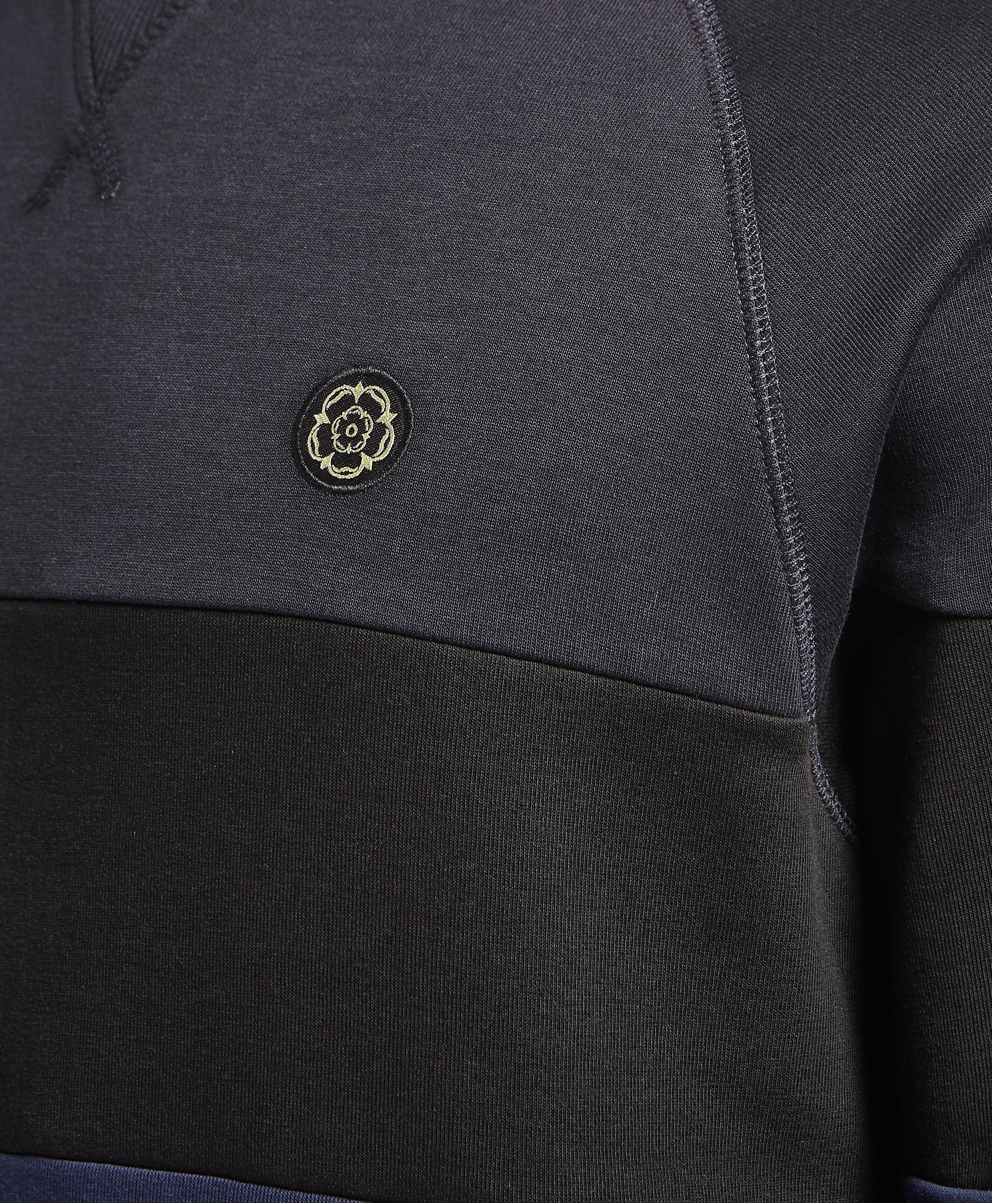 nicholas deakins tracksuit