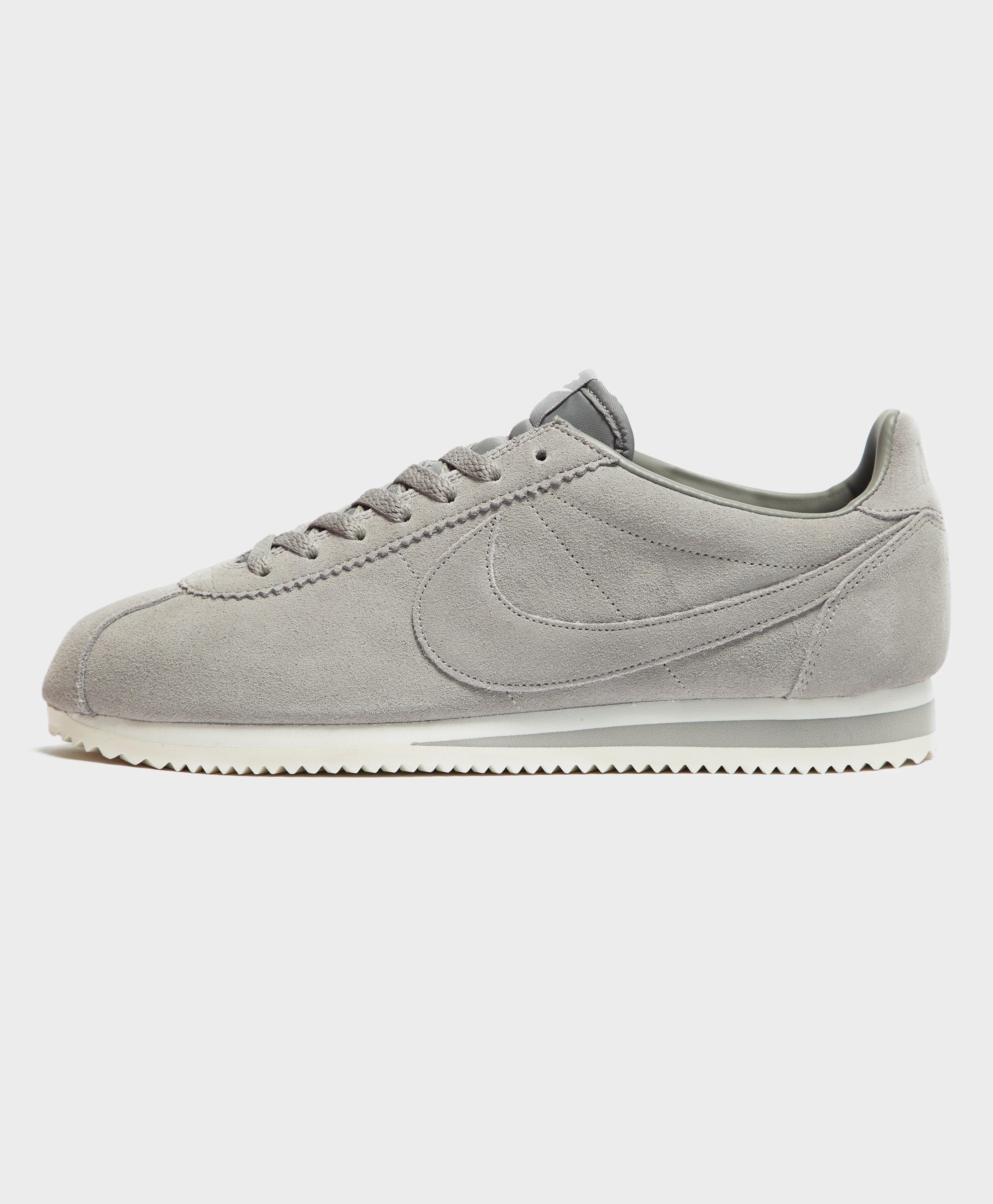 nike cortez beige suede