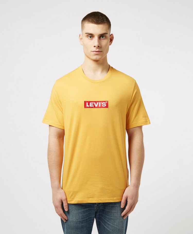 levis box tab graphic tee