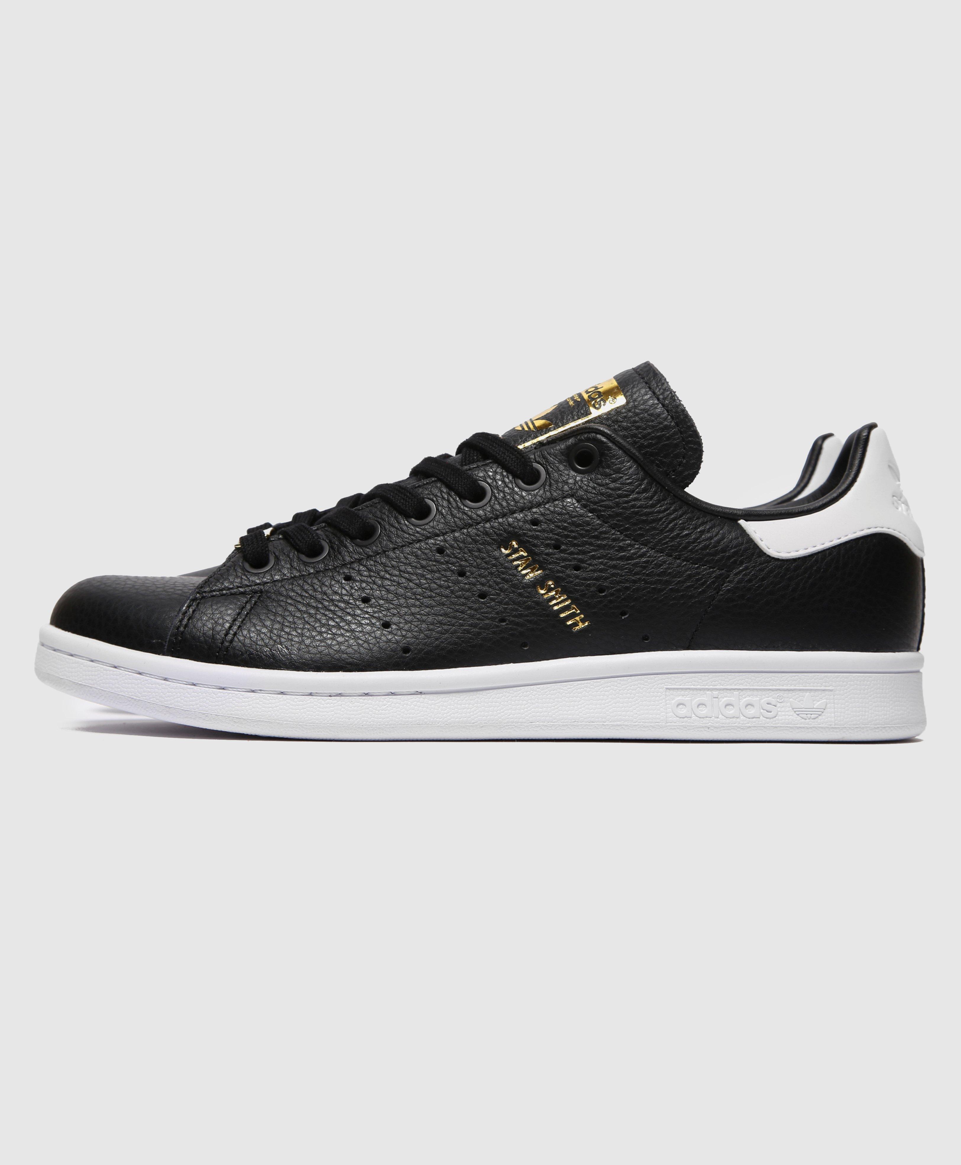 adidas black stan smith