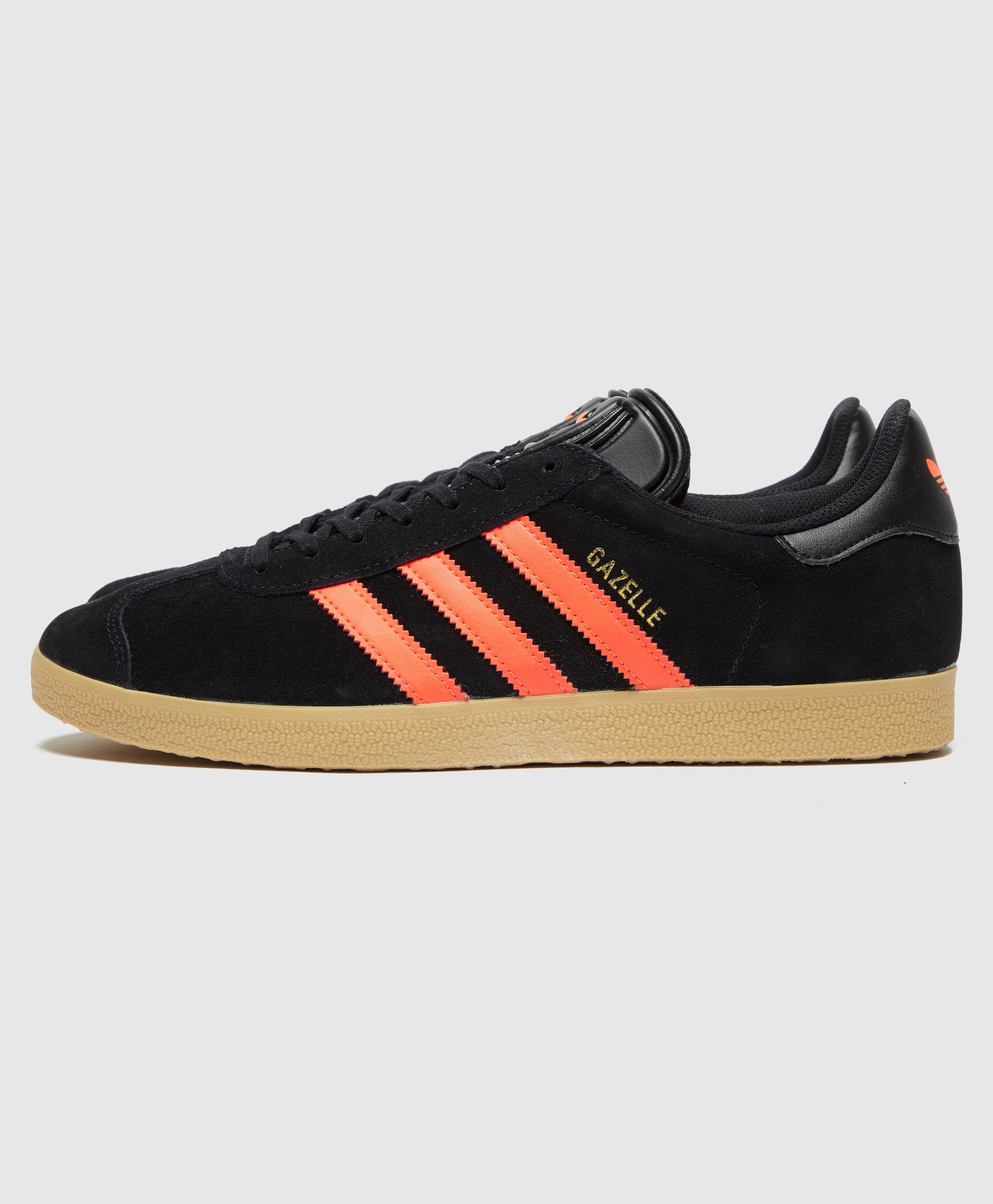 adidas gazelle scotts