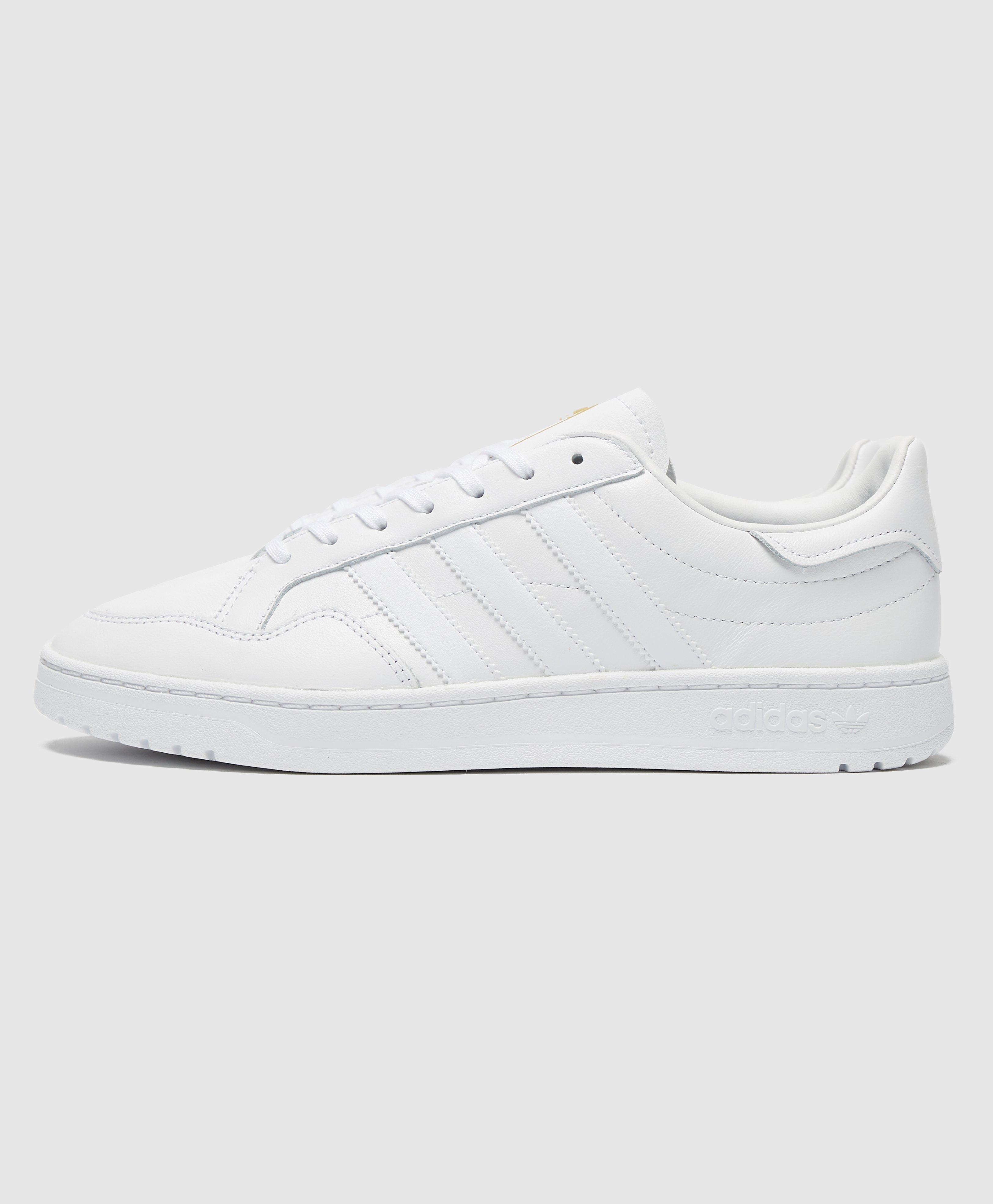 adidas originals court novice trainers