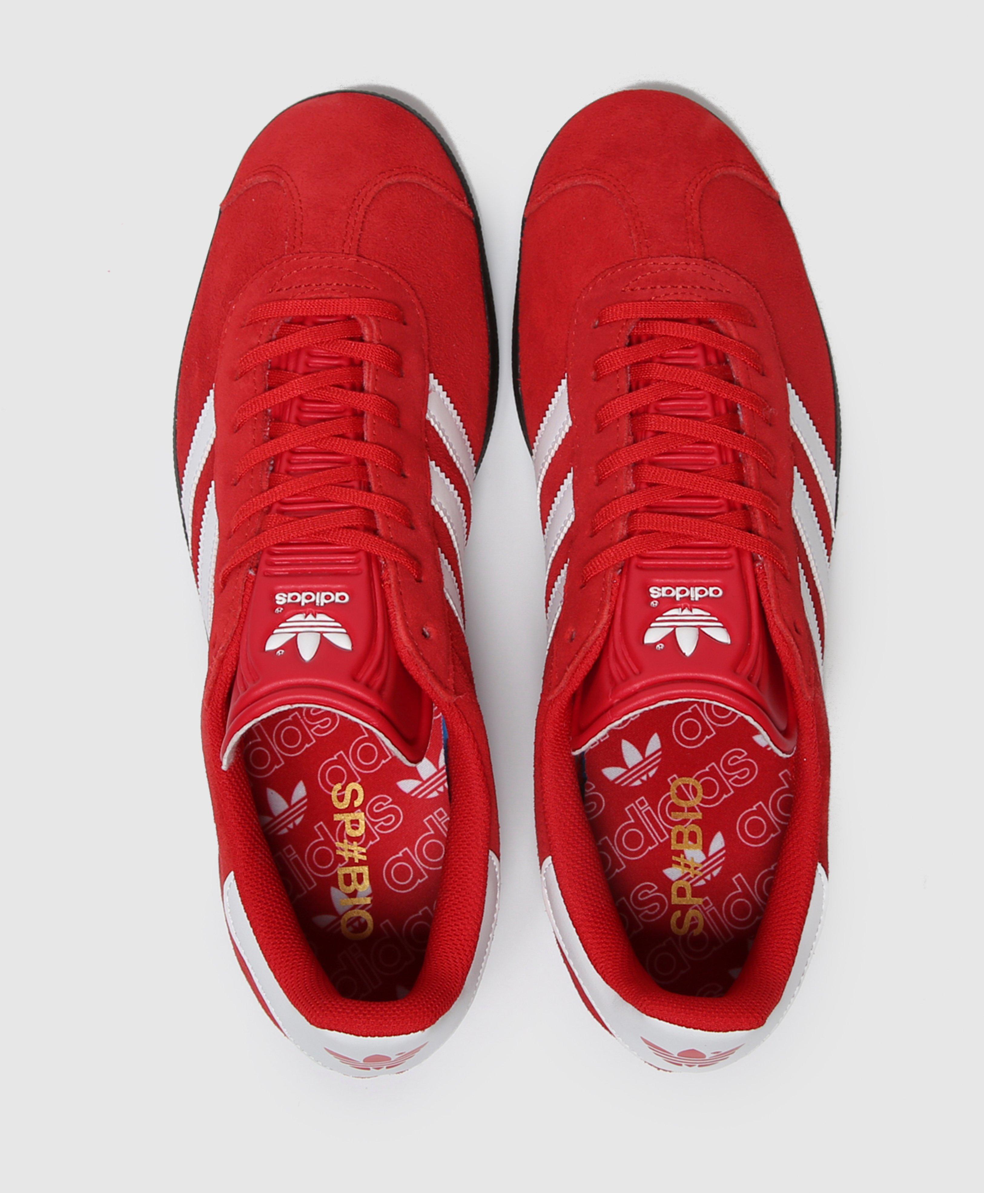 adidas originals gazelle red