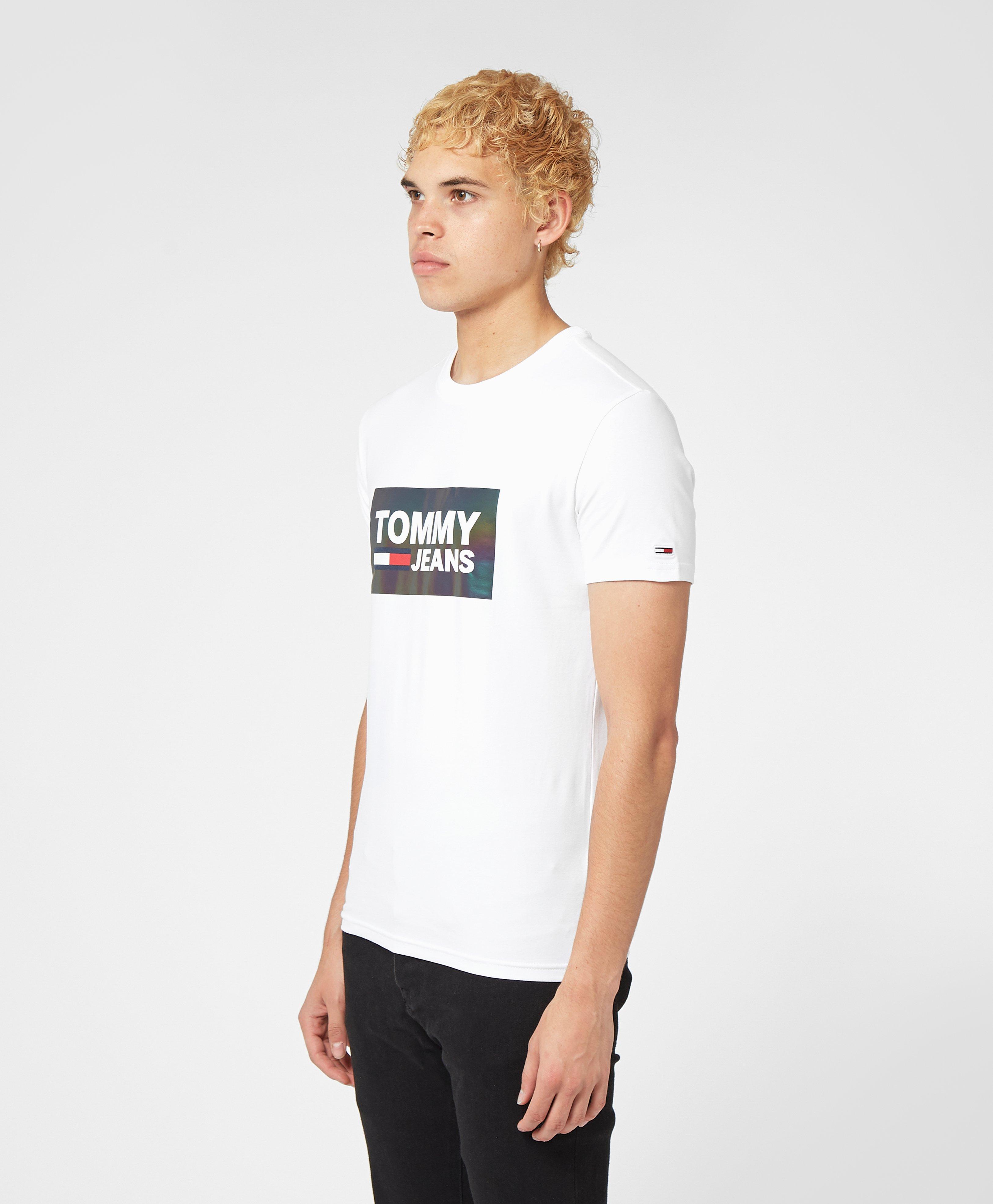 tommy jeans centre logo t shirt