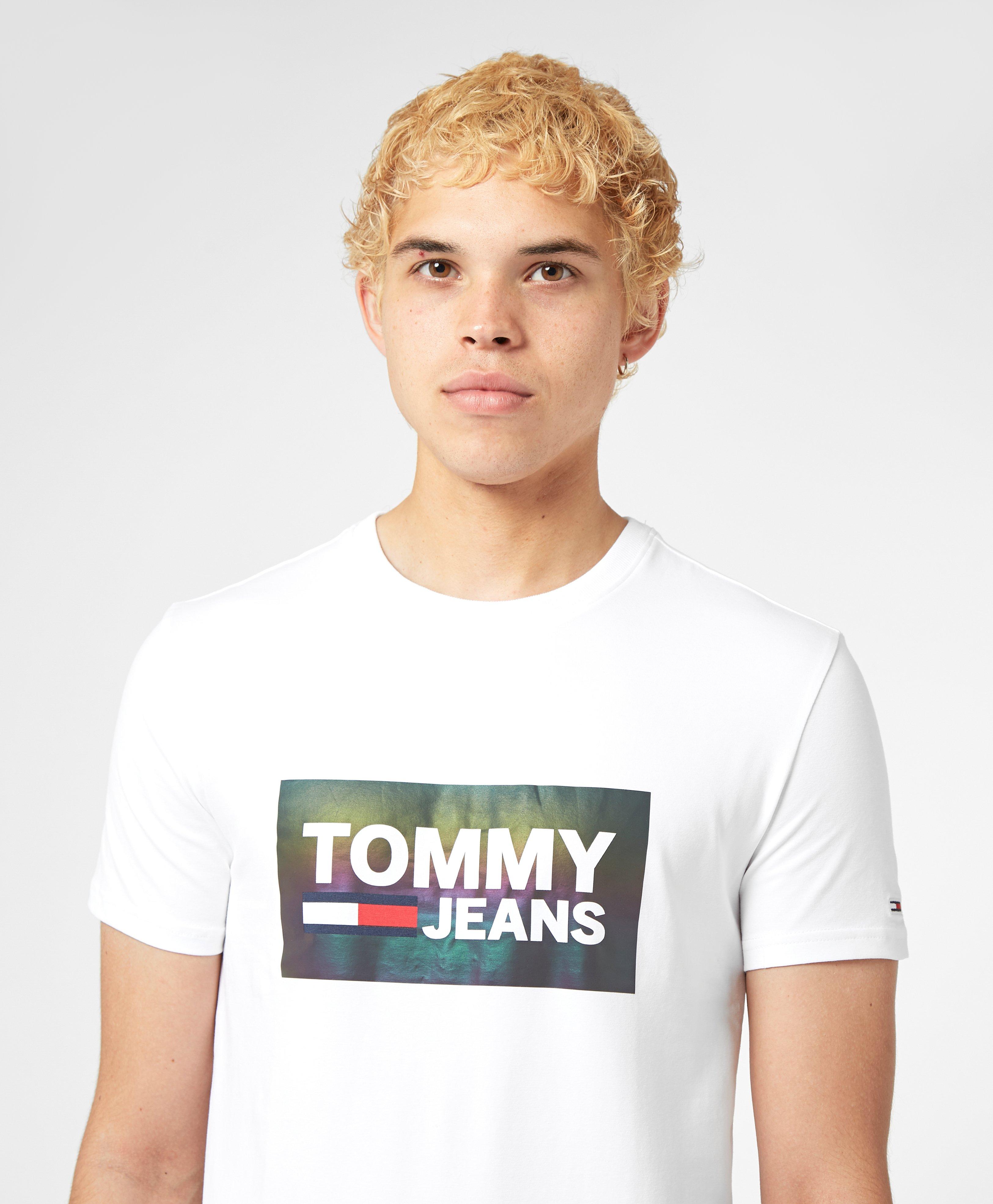 tommy jeans centre logo t shirt