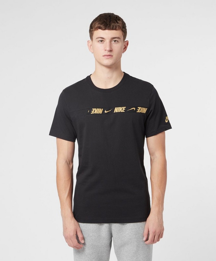 Nike Repeat Logo T-Shirt