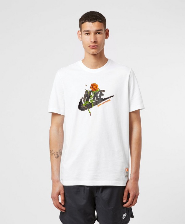 Nike Sportswear Flower Swoosh T-Shirt