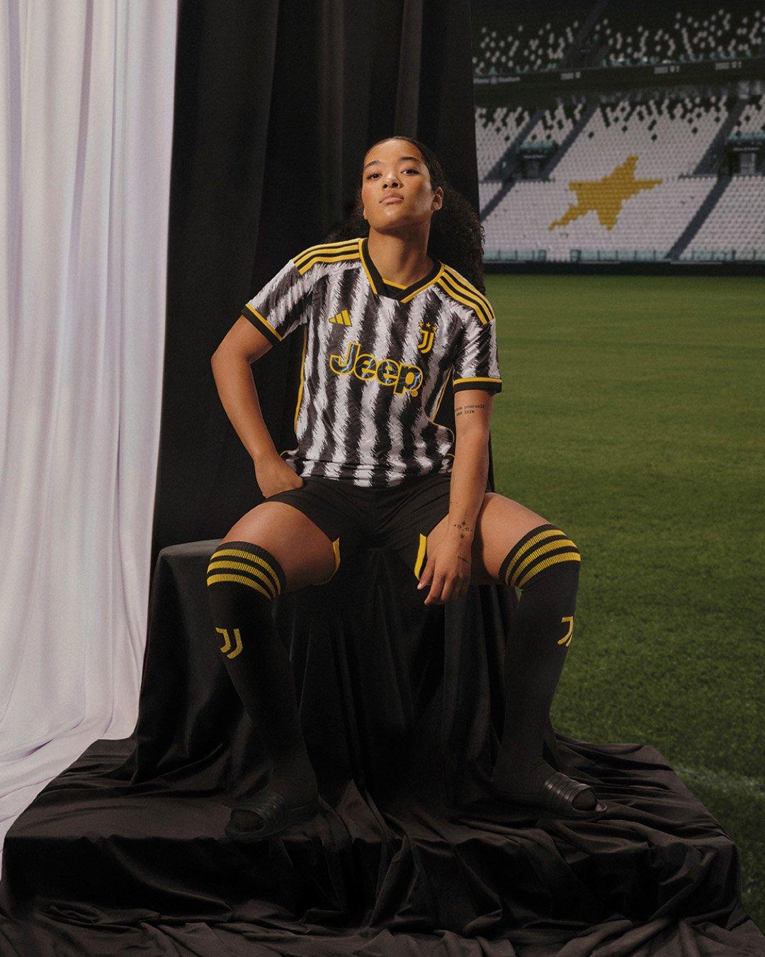 Divisa Juventus 2023/24