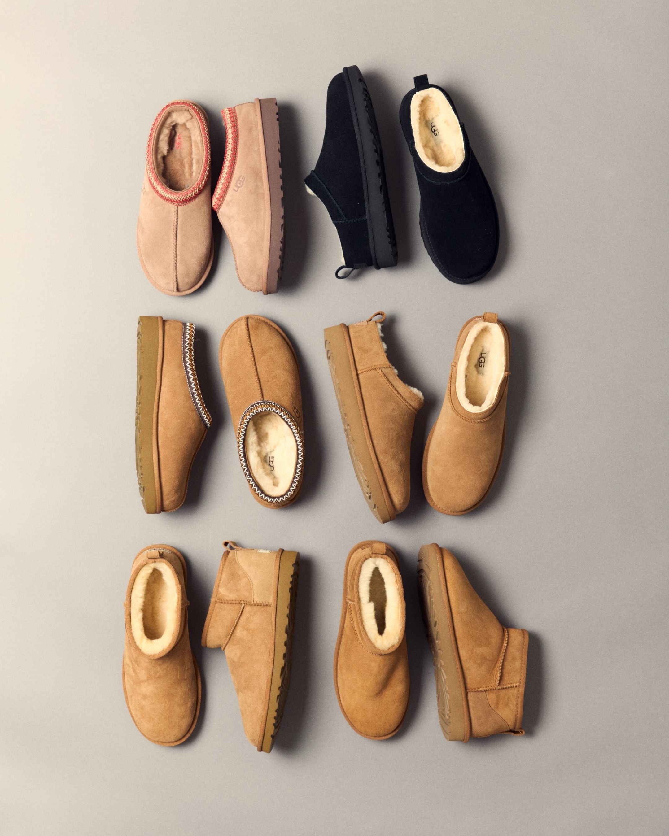 olive green nike shoes wear boots black jeans | Viviers-les