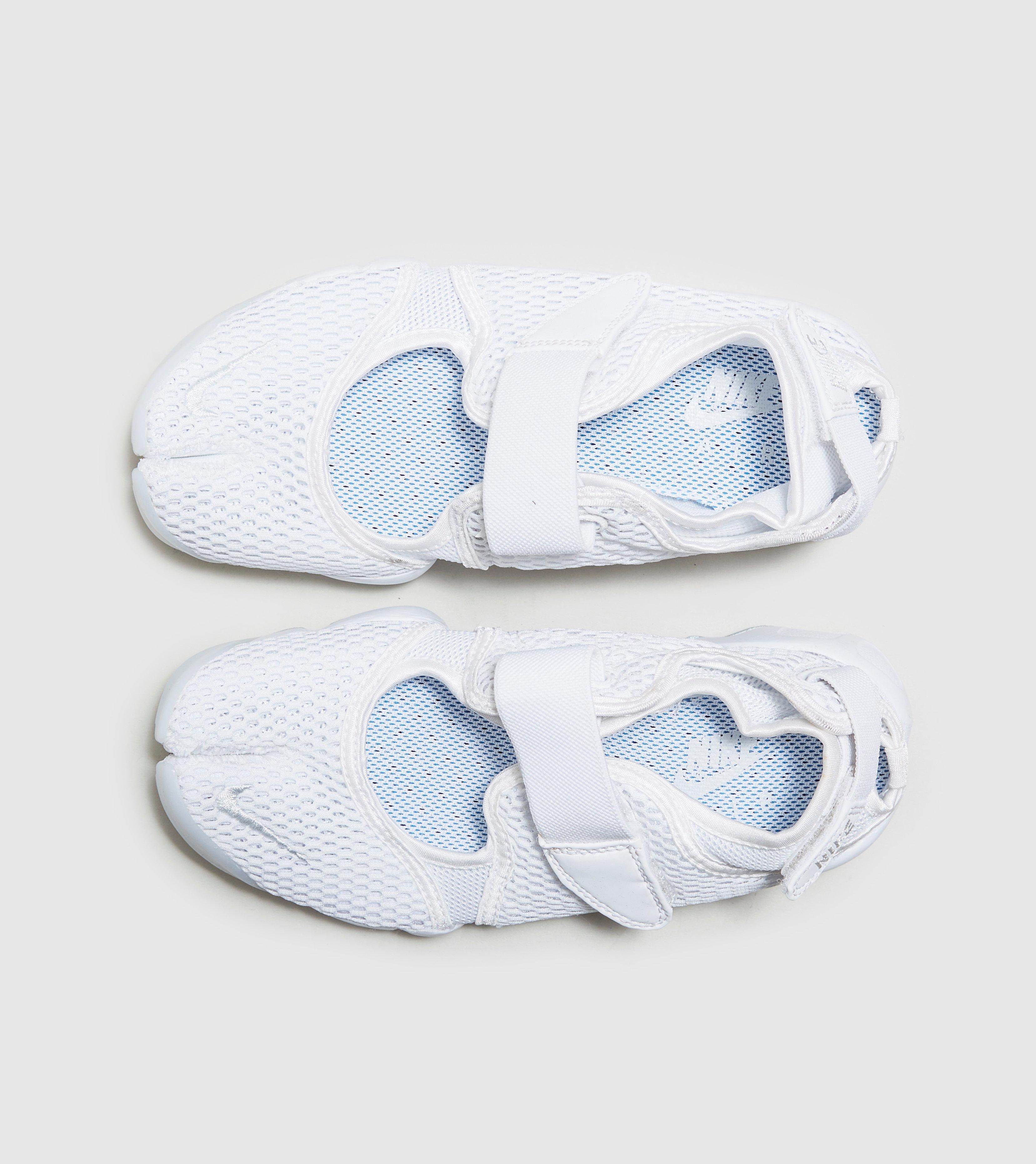 nike air rift women's shoe