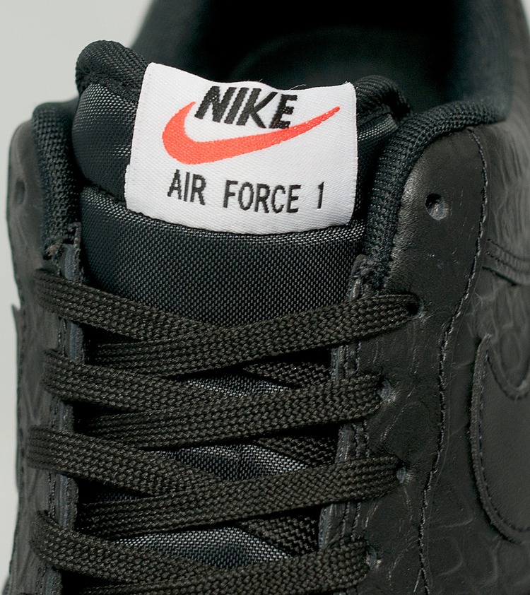 air force crocs price